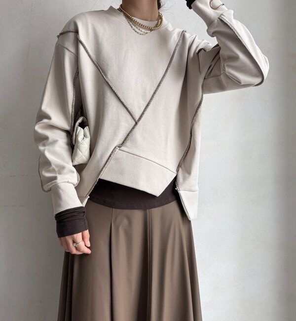  「【WEB限定】裏毛配色ステッチ切替トップス」|Tシャツ・カットソー|