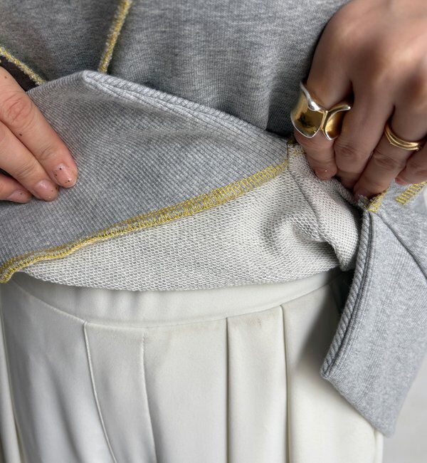  「【WEB限定】裏毛配色ステッチ切替トップス」|Tシャツ・カットソー|