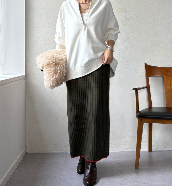  「【WEB限定】カラーヘムリブニットタイトスカート」|スカート|