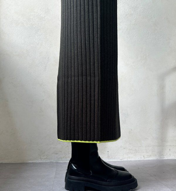  「【WEB限定】カラーヘムリブニットタイトスカート」|スカート|