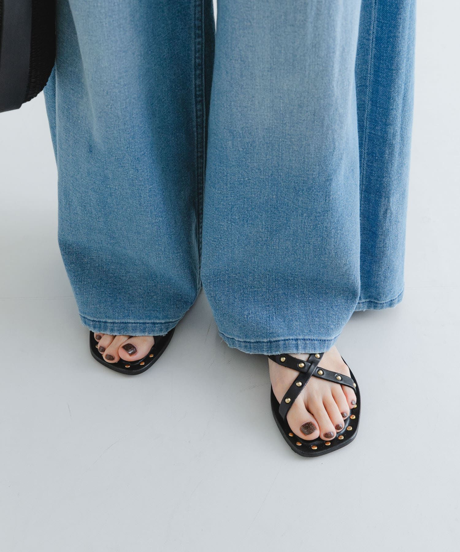 URBAN RESEARCH「CORSO ROMA, 9　STUDS SANDAL」|サンダル|