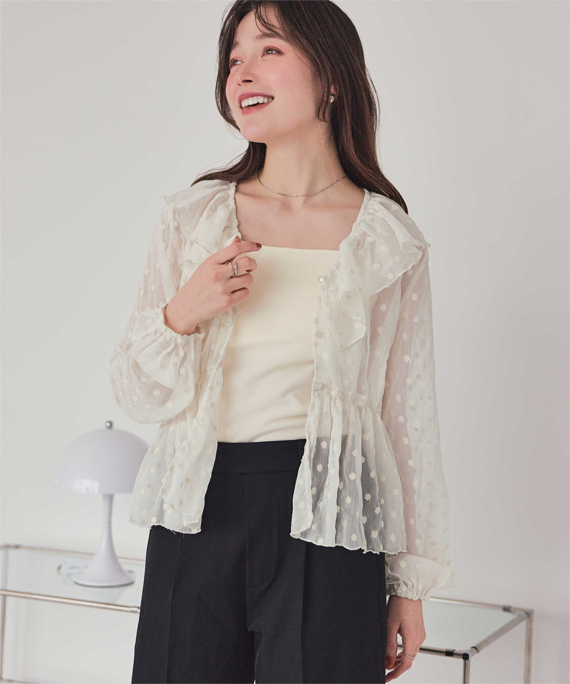 titivate「フラワー刺繍フリルブラウス」|シャツ・ブラウス|