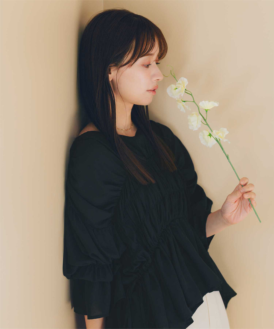 titivate「【赤埴奈津子さんS/Sコラボアイテム】ｼｬｰﾘﾝｸﾞｷﾞｬｻﾞｰﾎﾞﾘｭｰﾑﾌﾞﾗｳｽ」|シャツ・ブラウス|