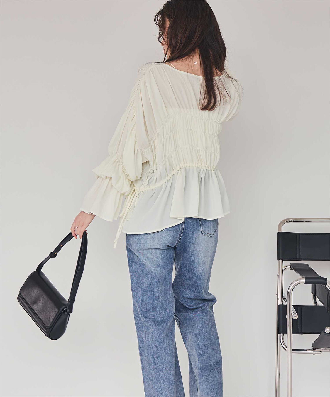 titivate「【赤埴奈津子さんS/Sコラボアイテム】ｼｬｰﾘﾝｸﾞｷﾞｬｻﾞｰﾎﾞﾘｭｰﾑﾌﾞﾗｳｽ」|シャツ・ブラウス|