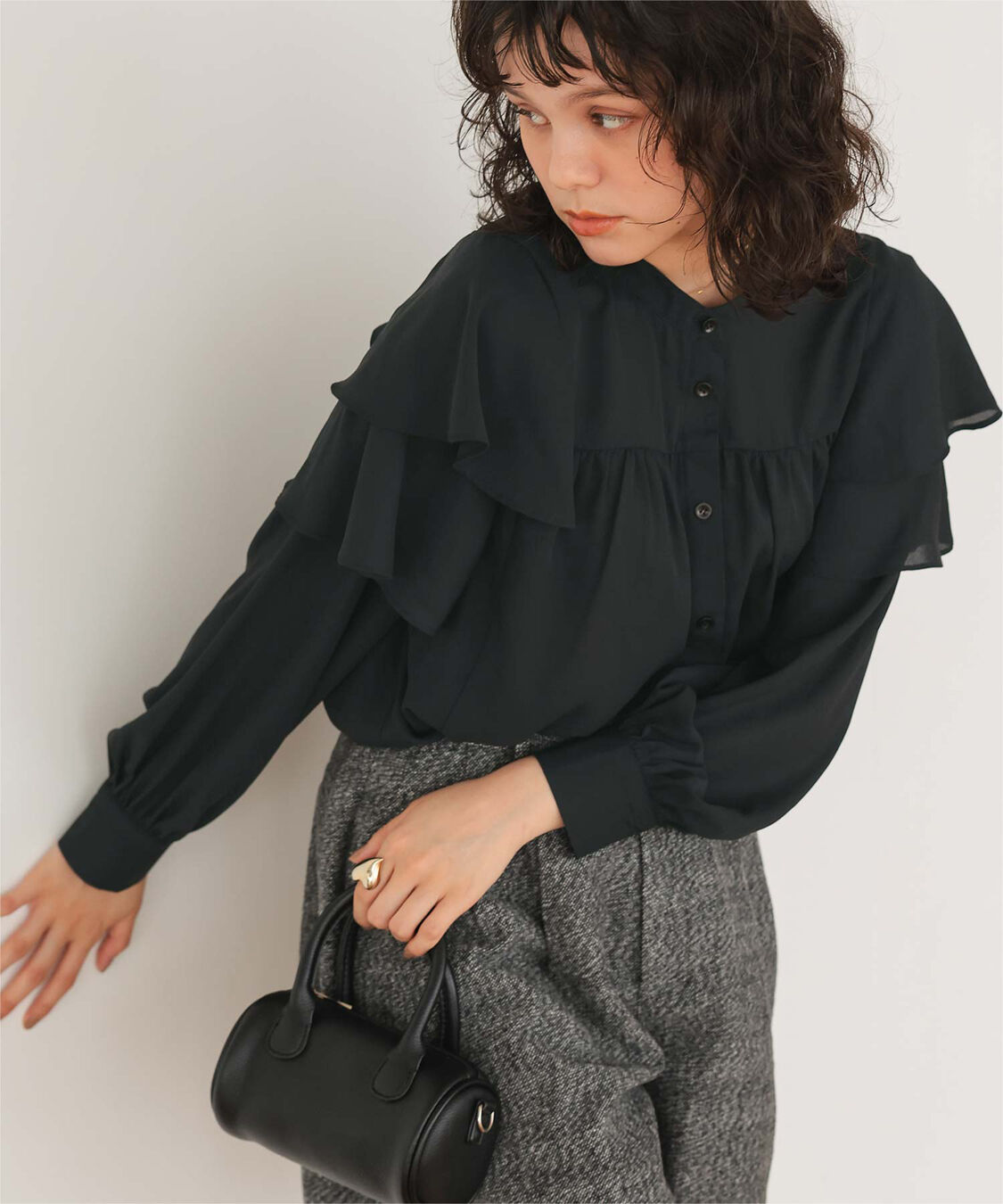 titivate「スリーブフレアデザインギャザーブラウス」|シャツ・ブラウス|
