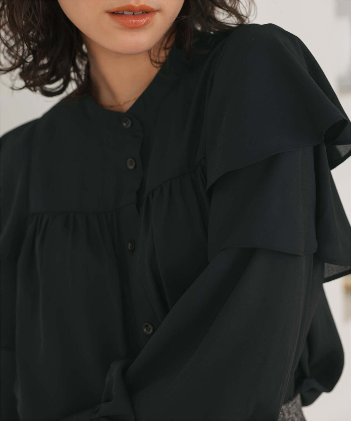 titivate「スリーブフレアデザインギャザーブラウス」|シャツ・ブラウス|