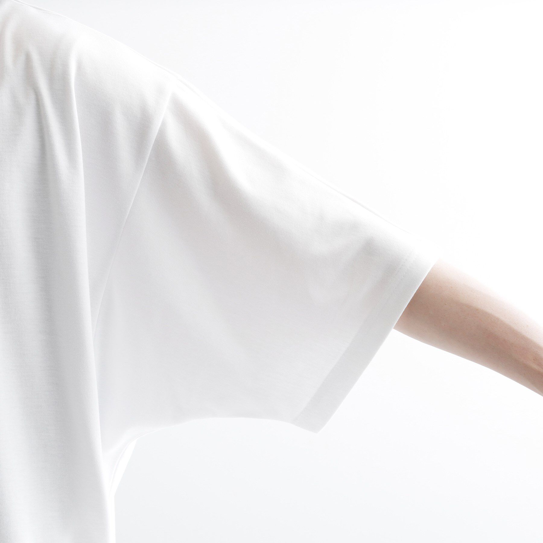 tk.TAKEO KIKUCHI「ドルマンジップパーカ」|パーカー|