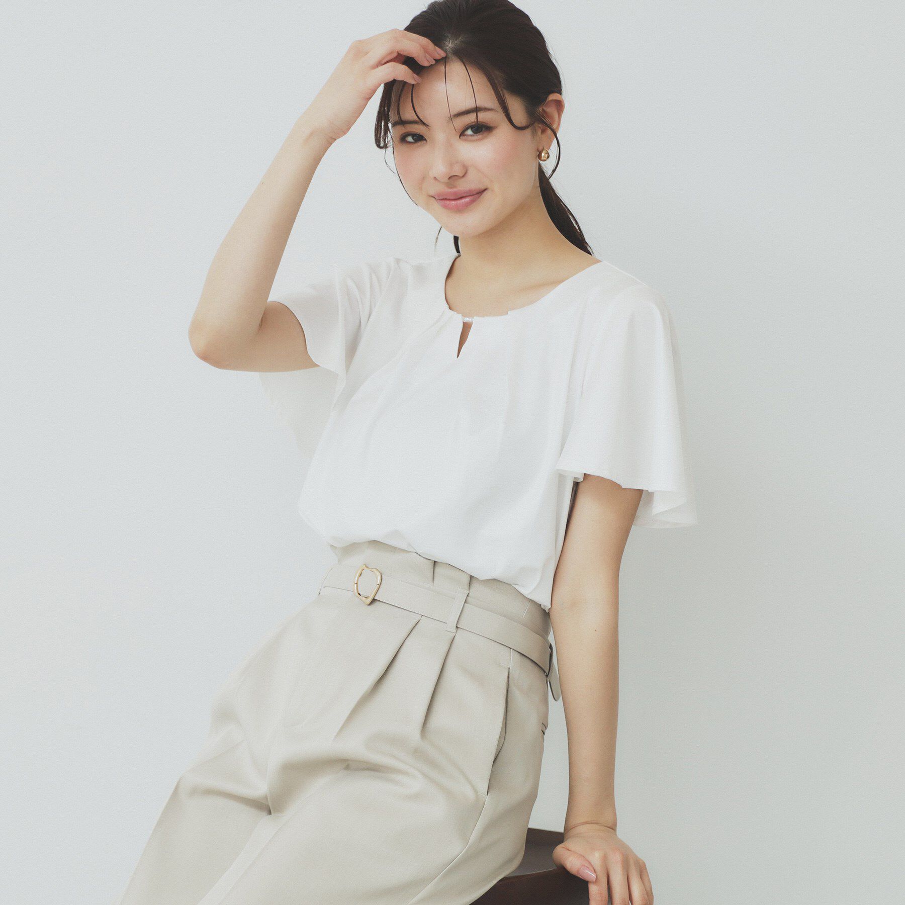 index「ビジュースリットフリルスリーブトップス【洗濯機洗い可】」|Tシャツ・カットソー|オフホワイト(003