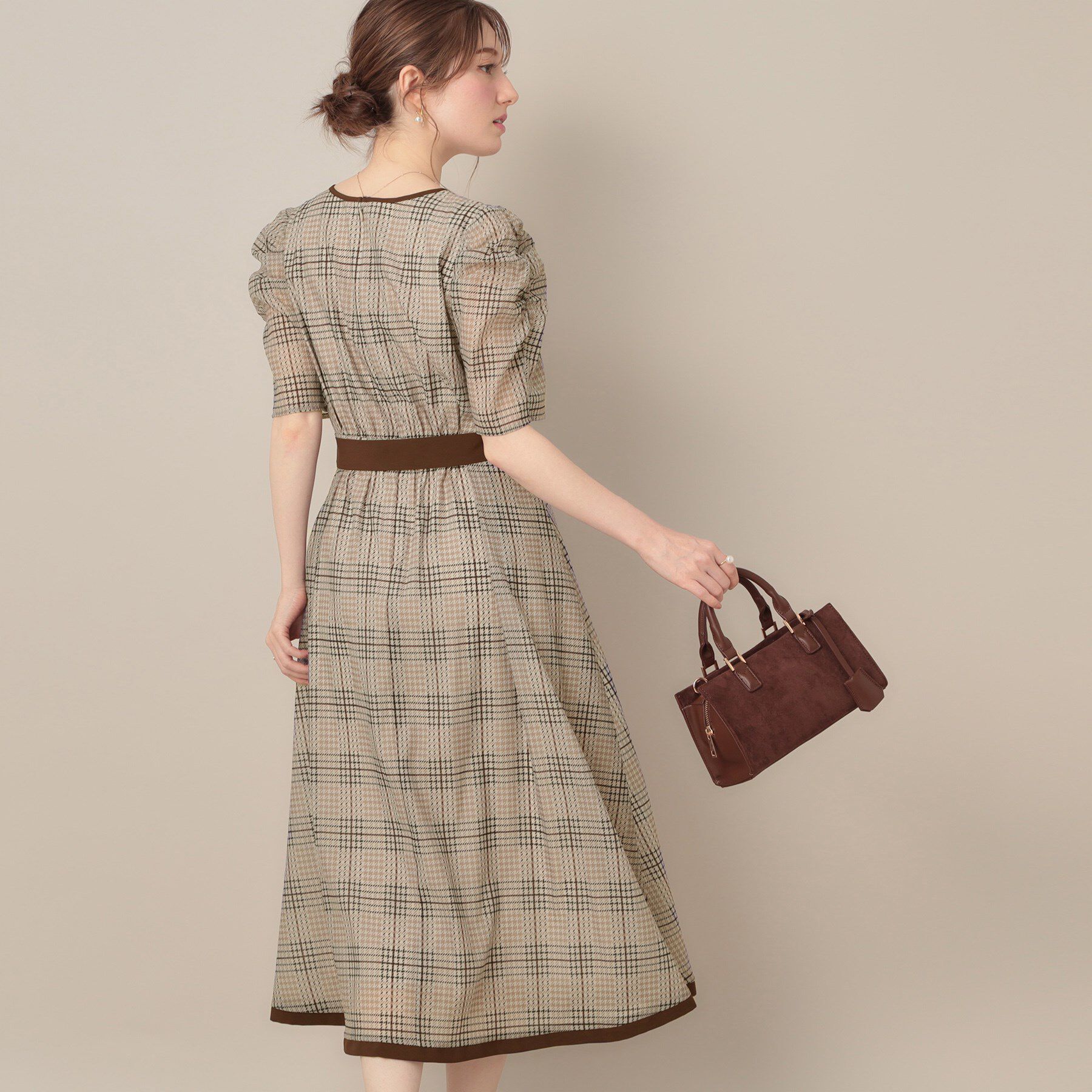 Couture broach「【美シルエット・5分袖】シアーチェックオーガンワンピース」|ワンピース|