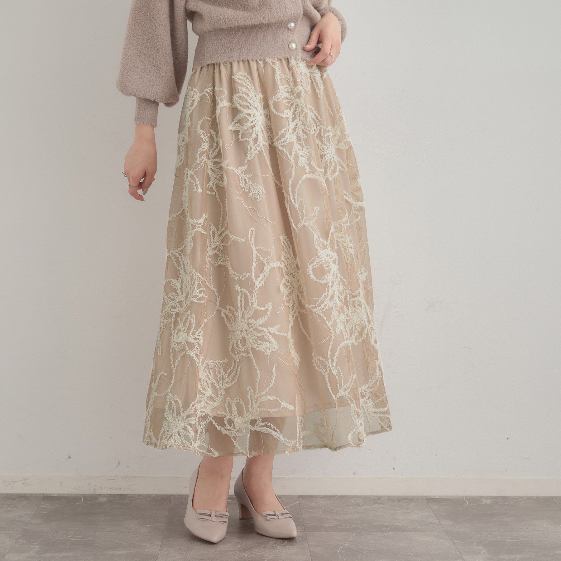 Couture broach「【ハレの日・通勤】ラメ刺繍ブークレチュールスカート」|スカート|