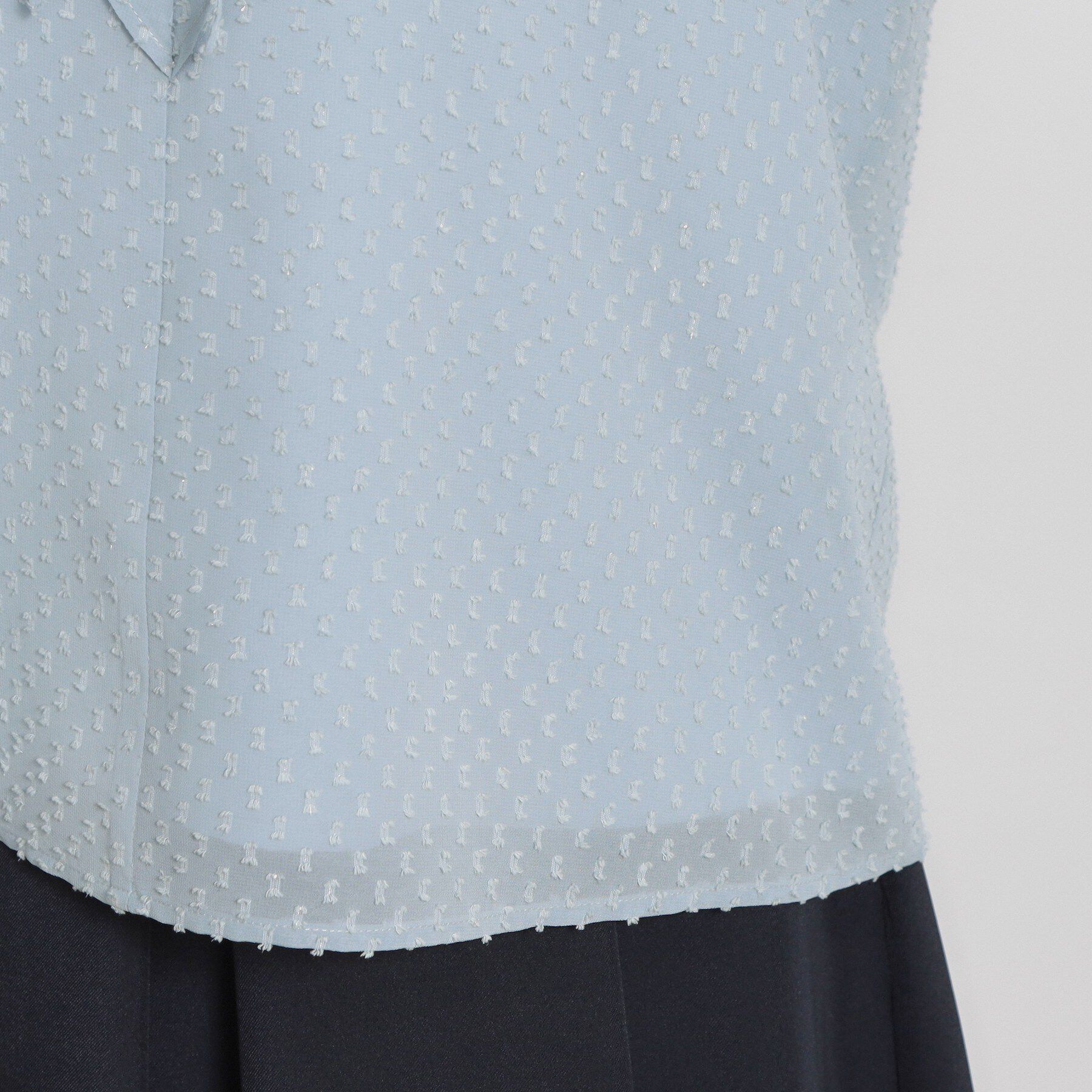 Couture broach「【着映え・洗える】ラメカットドビーフリルブラウス」|シャツ・ブラウス|