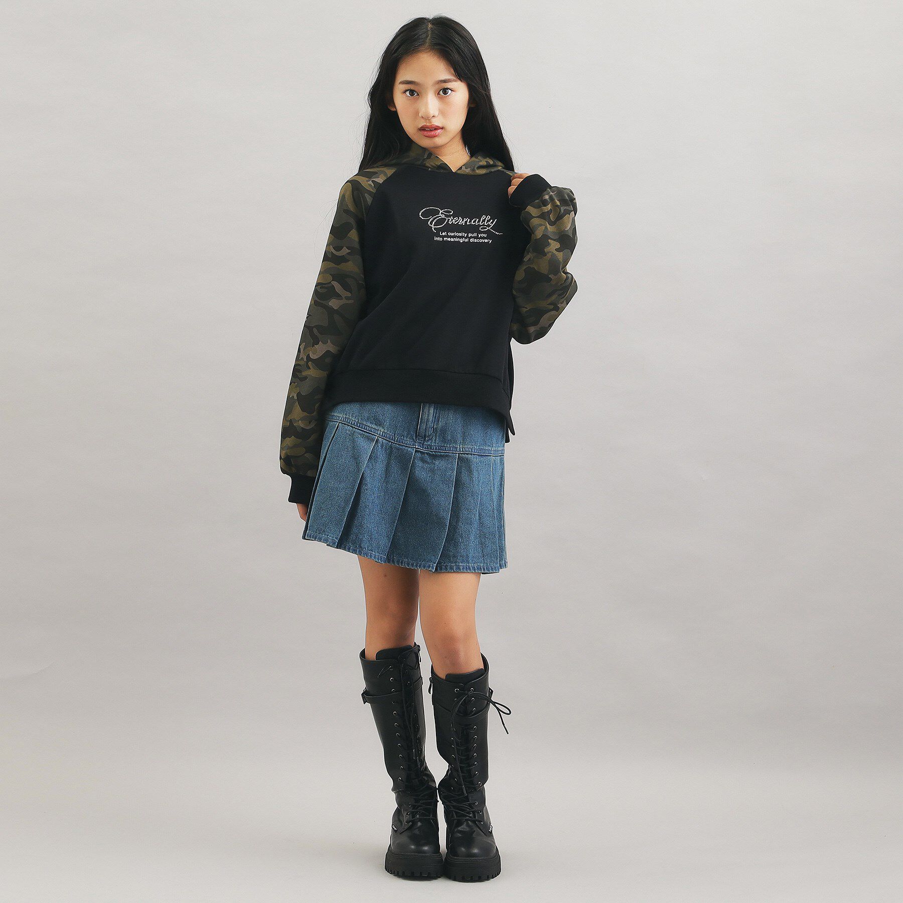 PINK-latte「ラグランラインストーンパーカ」|パーカー|