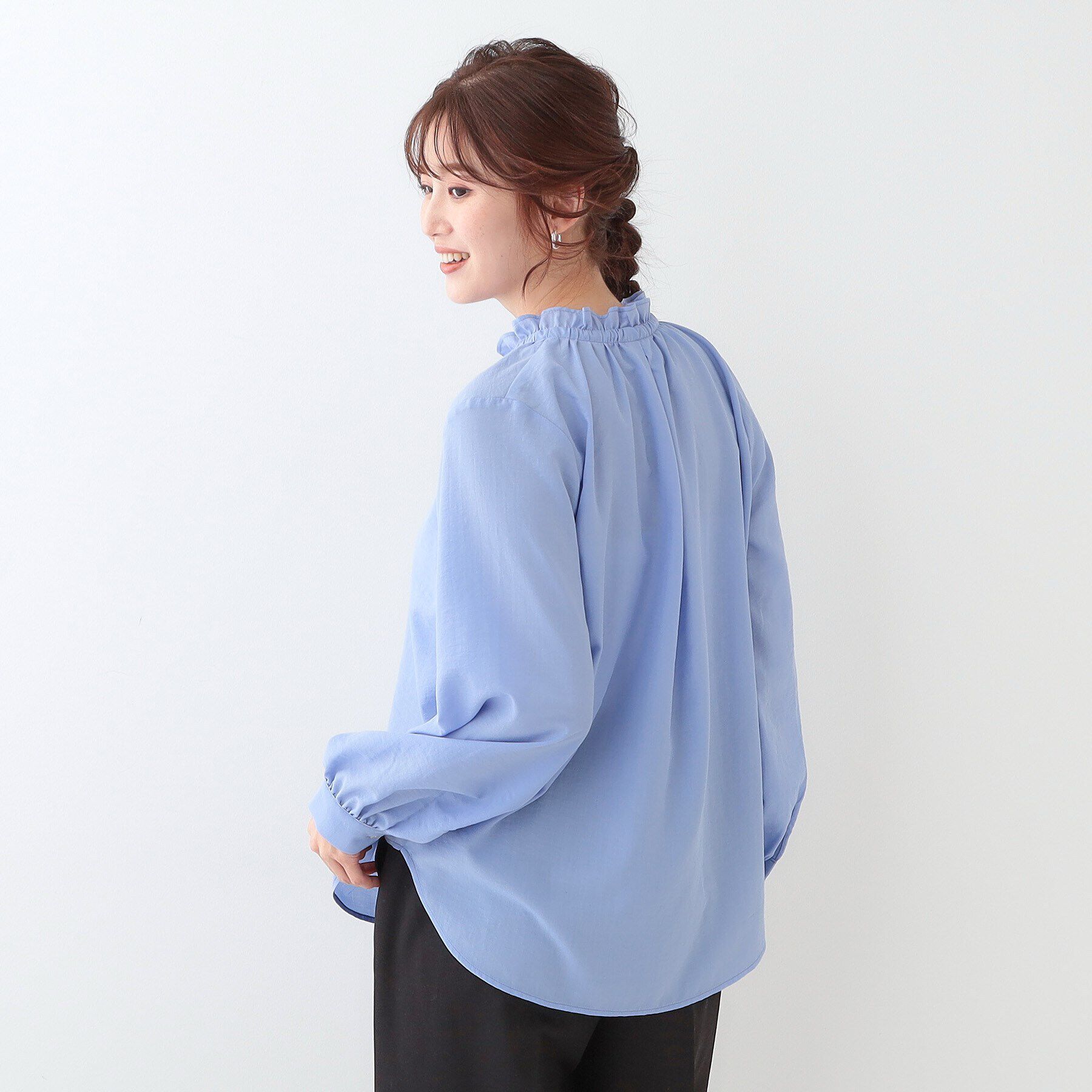 SHOO･LA･RUE「【洗える/UV/吸水速乾/アンチピリング/S-LL】襟フリルデザインシャツ」|シャツ・ブラウス|