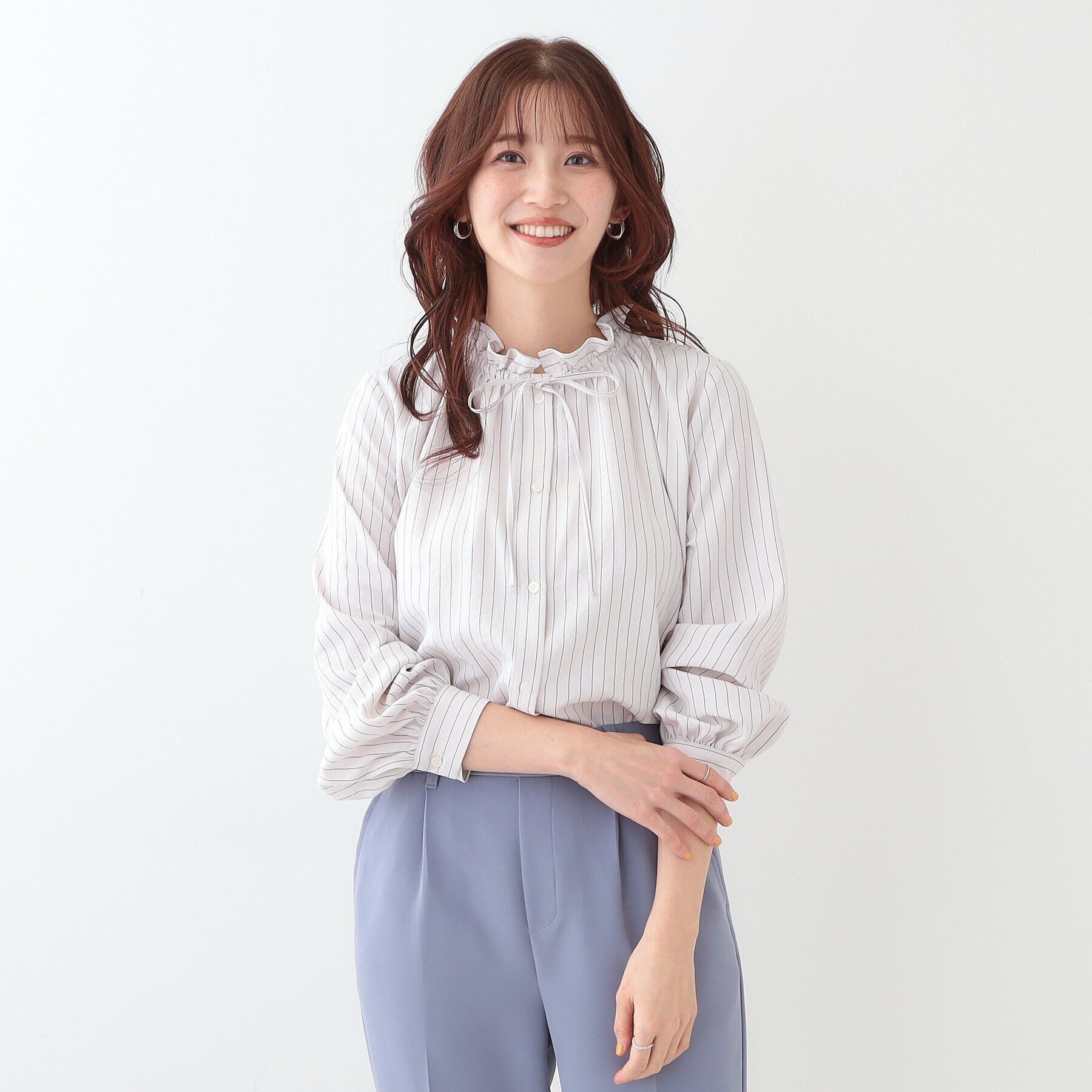 SHOO･LA･RUE「【洗える/UV/吸水速乾/アンチピリング/S-LL】襟フリルデザインシャツ」|シャツ・ブラウス|
