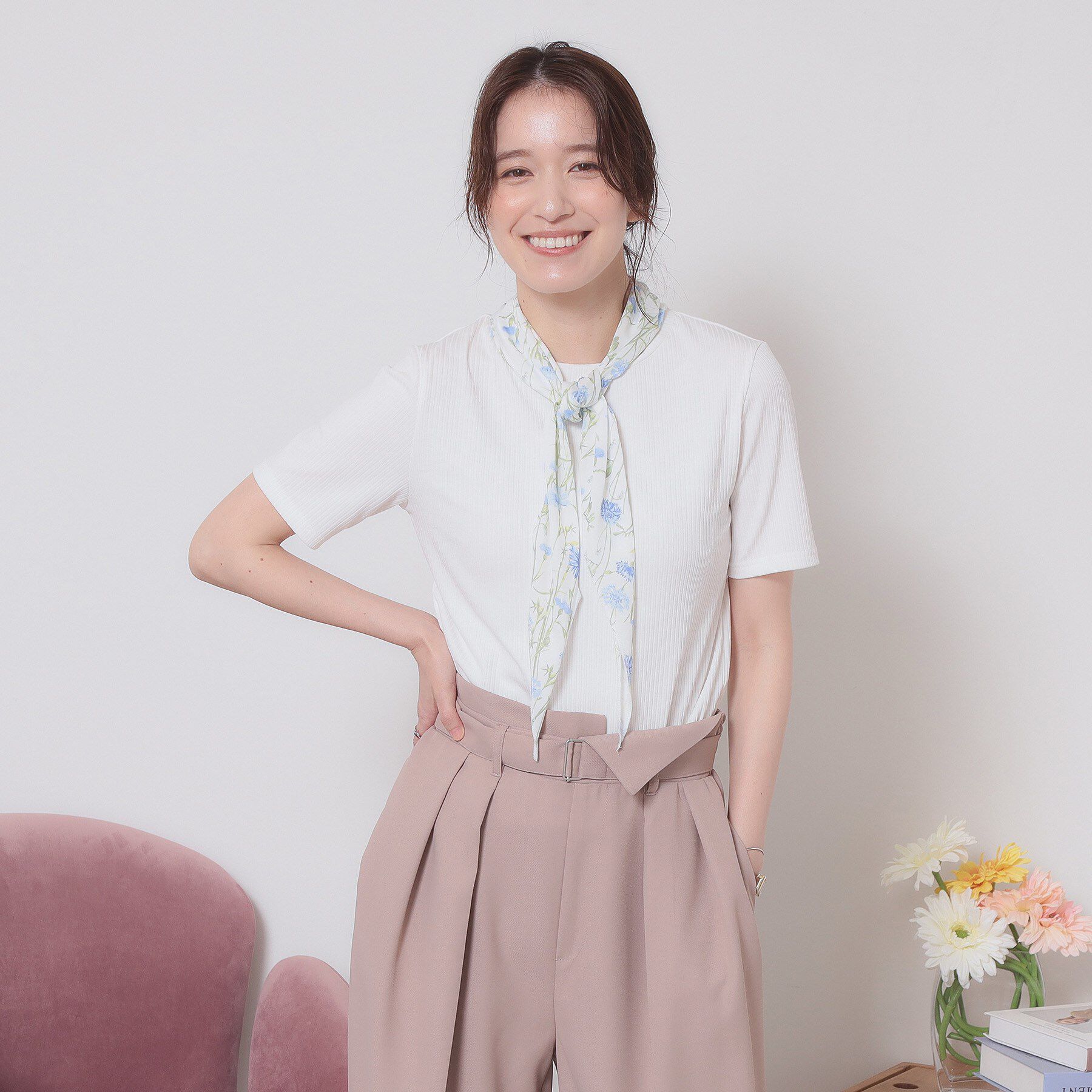 ITS&rsquo;DEMO「【接触冷感／UV／手洗い可】ボタニカル柄ひし形スカーフ」|バンダナ・スカーフ|