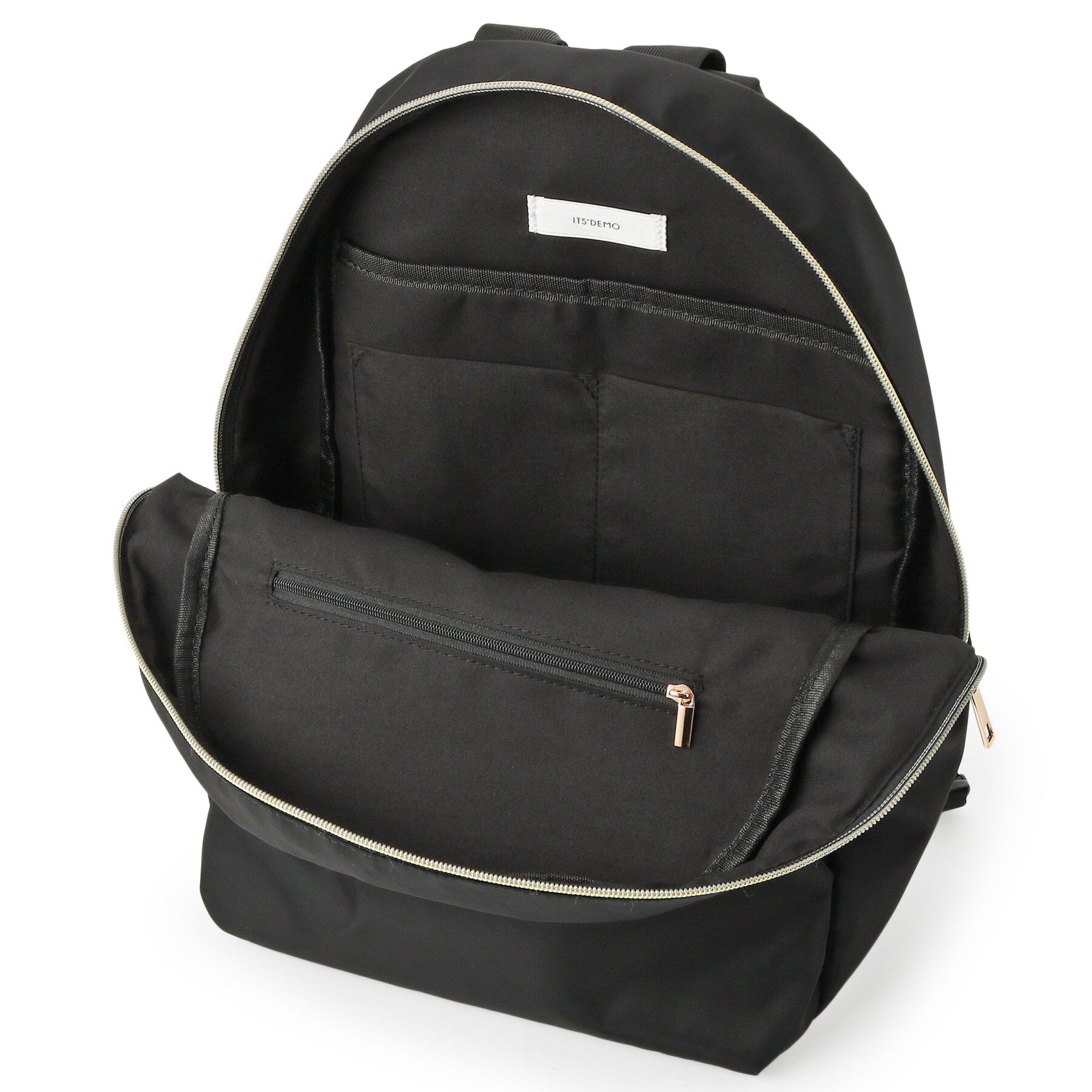 ITS&rsquo;DEMO「【A4／9ポケット】軽量撥水リュック」|リュック|