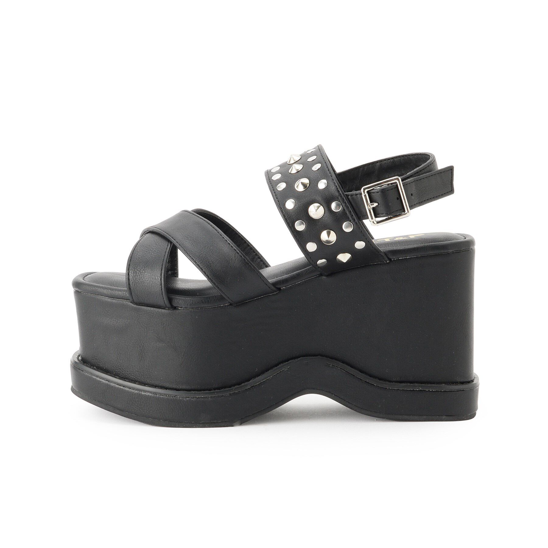 csT&P「厚底スタッズ付きサンダル」|サンダル|