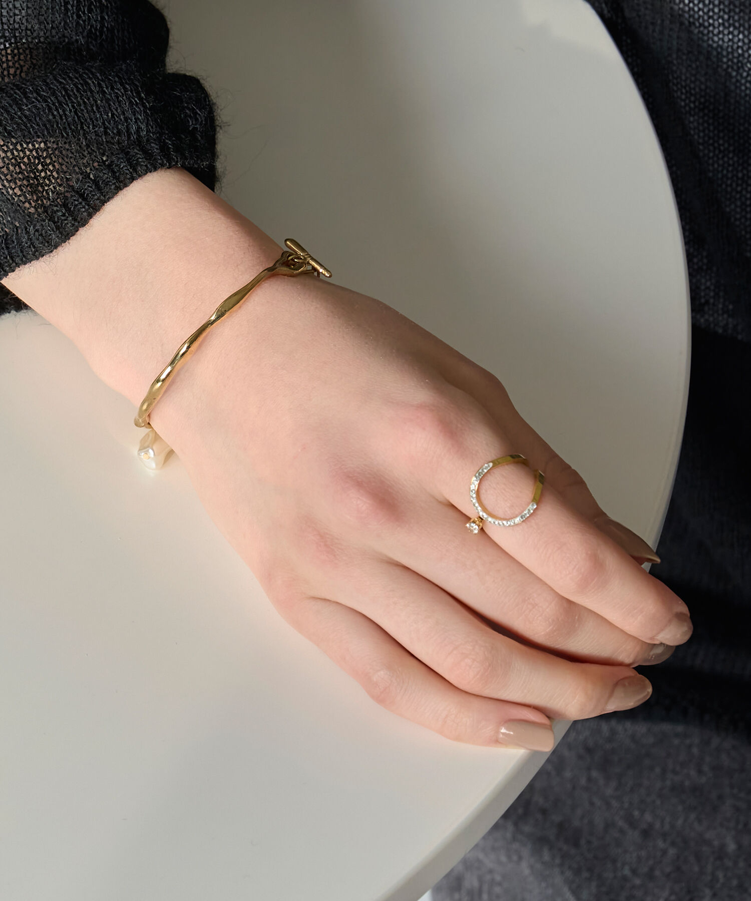 Phoebe「フロウラインメタルブレスレット　ゴールド」|ブレスレット・バングル|