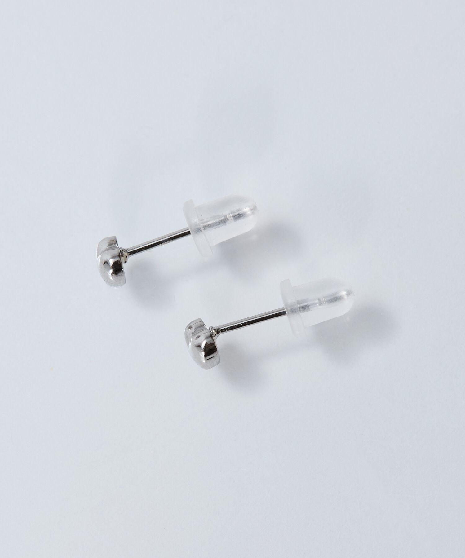 Phoebe「【金属アレルギー対応】パフィーハートピアス　シルバー/サージカルステンレス」|ピアス|