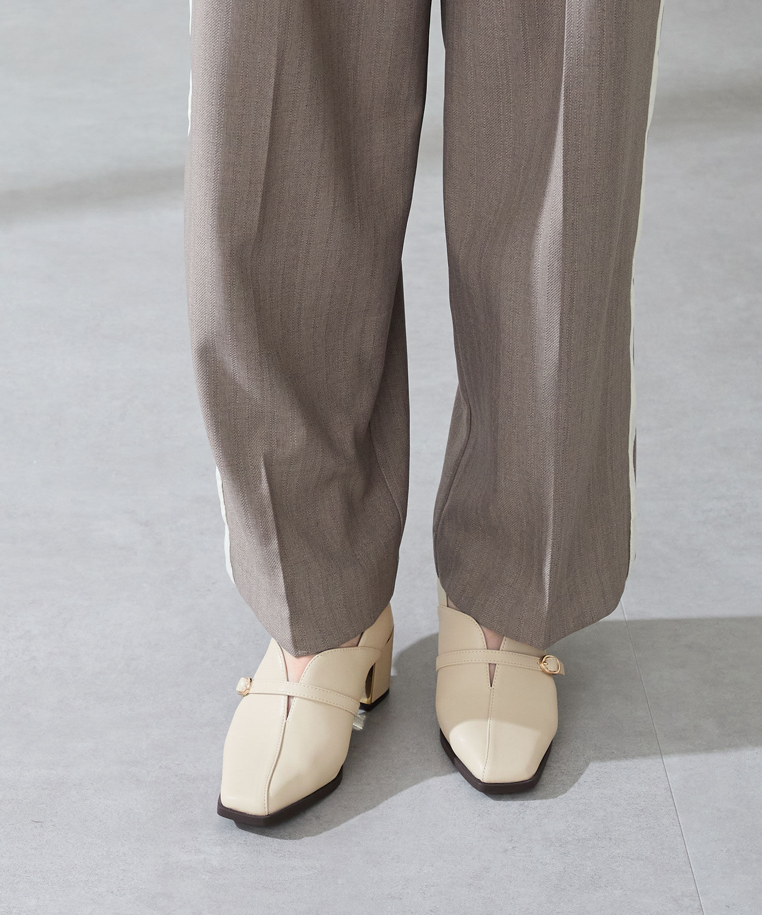 ORiental TRaffic「【予約】●2025秋冬新作●スリットデザイン甲深パンプス/51317」|パンプス|