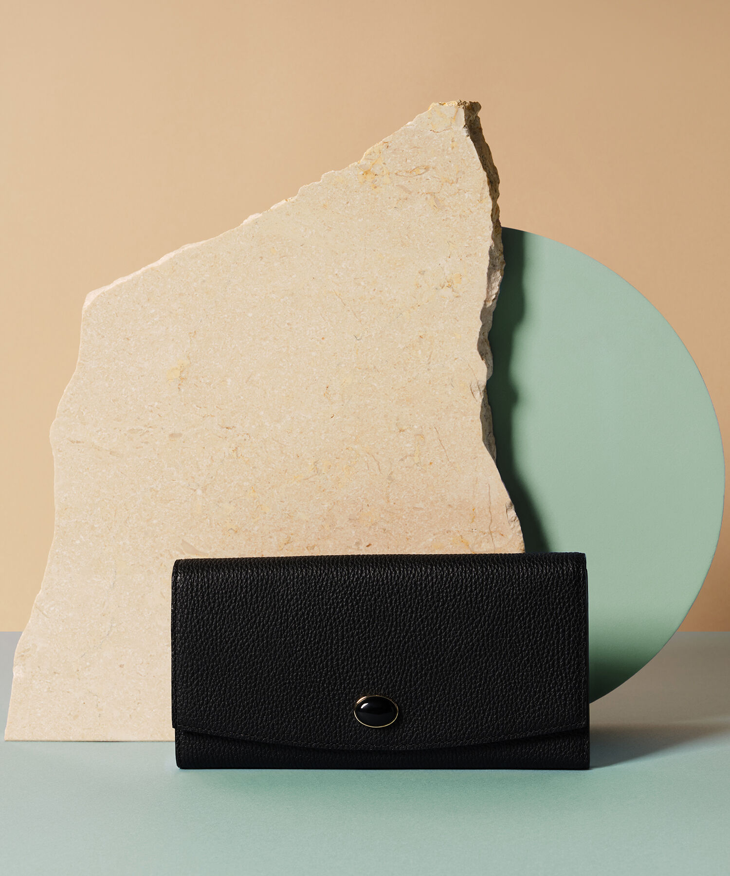 TOPKAPI 「【TOPKAPI】 gemdrops ジェムドロップ ミニエンボスレザー 天然石 長財布」|財布|ブラック