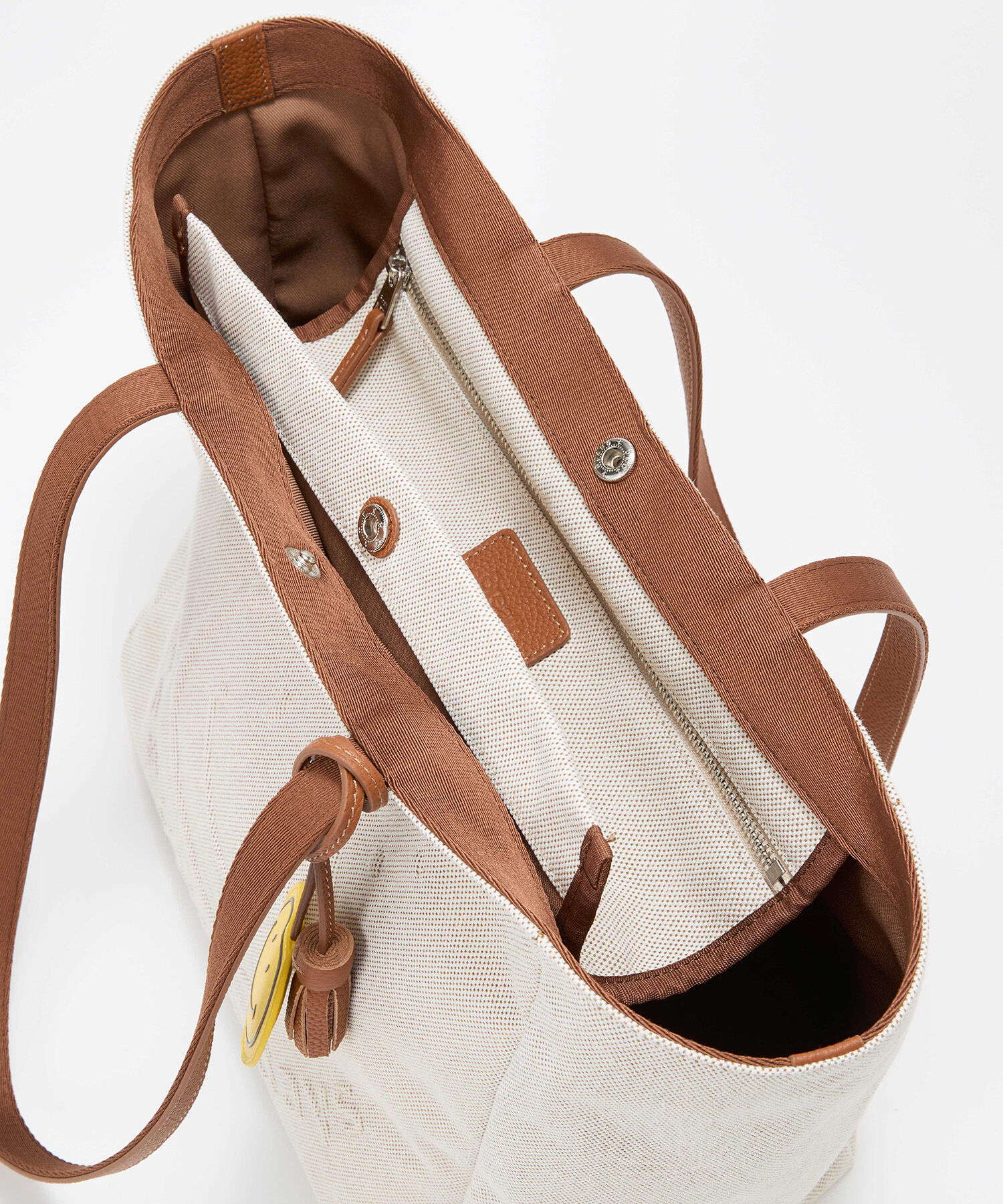 TOPKAPI BREATH「【Breath TOPKAPI】SMILE COLLECTION エンボス スマイル ビッグ トートバッグ /スマイルチャーム付き」|トートバッグ|