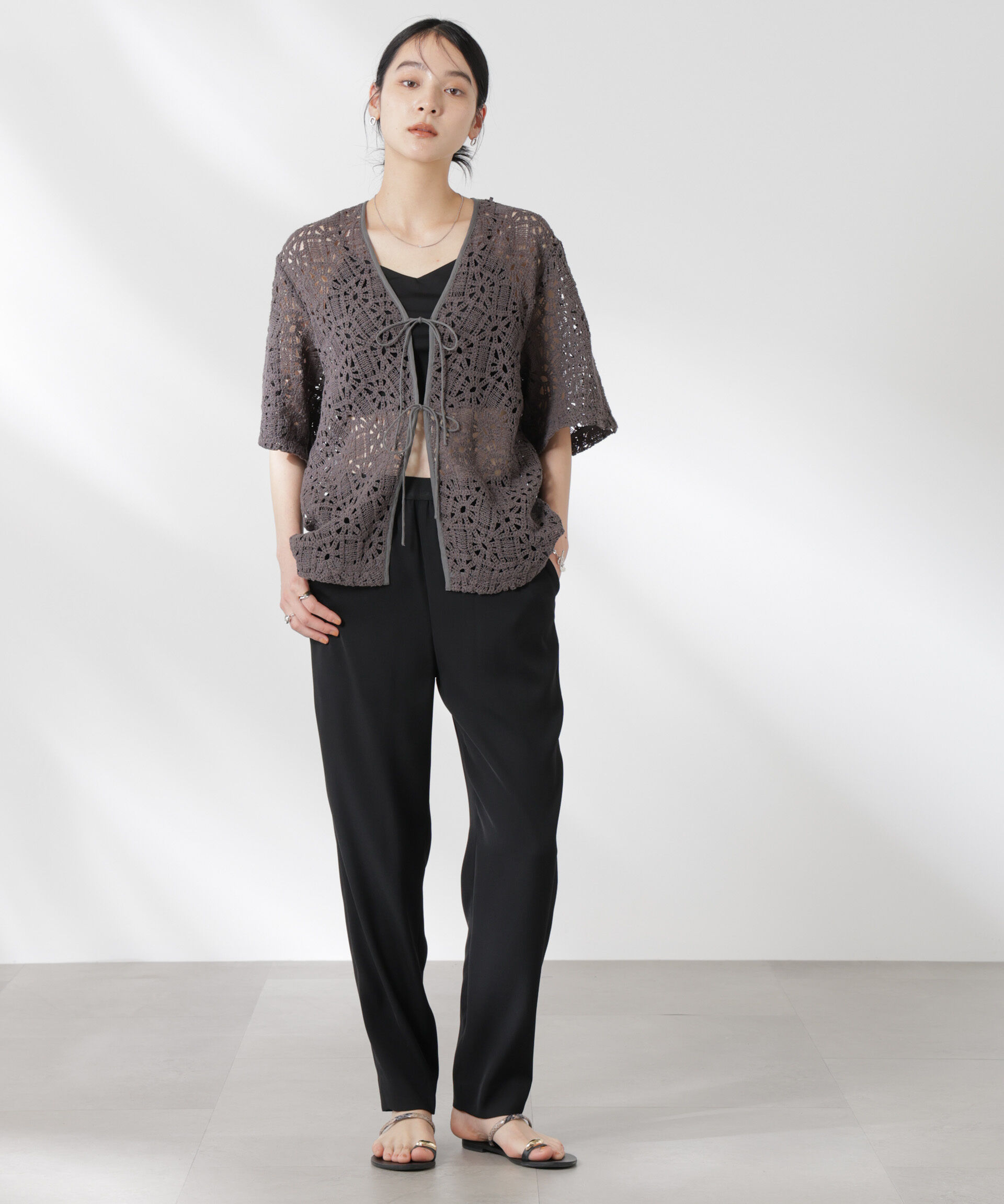 nano･universe「ダブルクロスゴムベルトテーパードパンツ (セットアップ可)」|チノ|