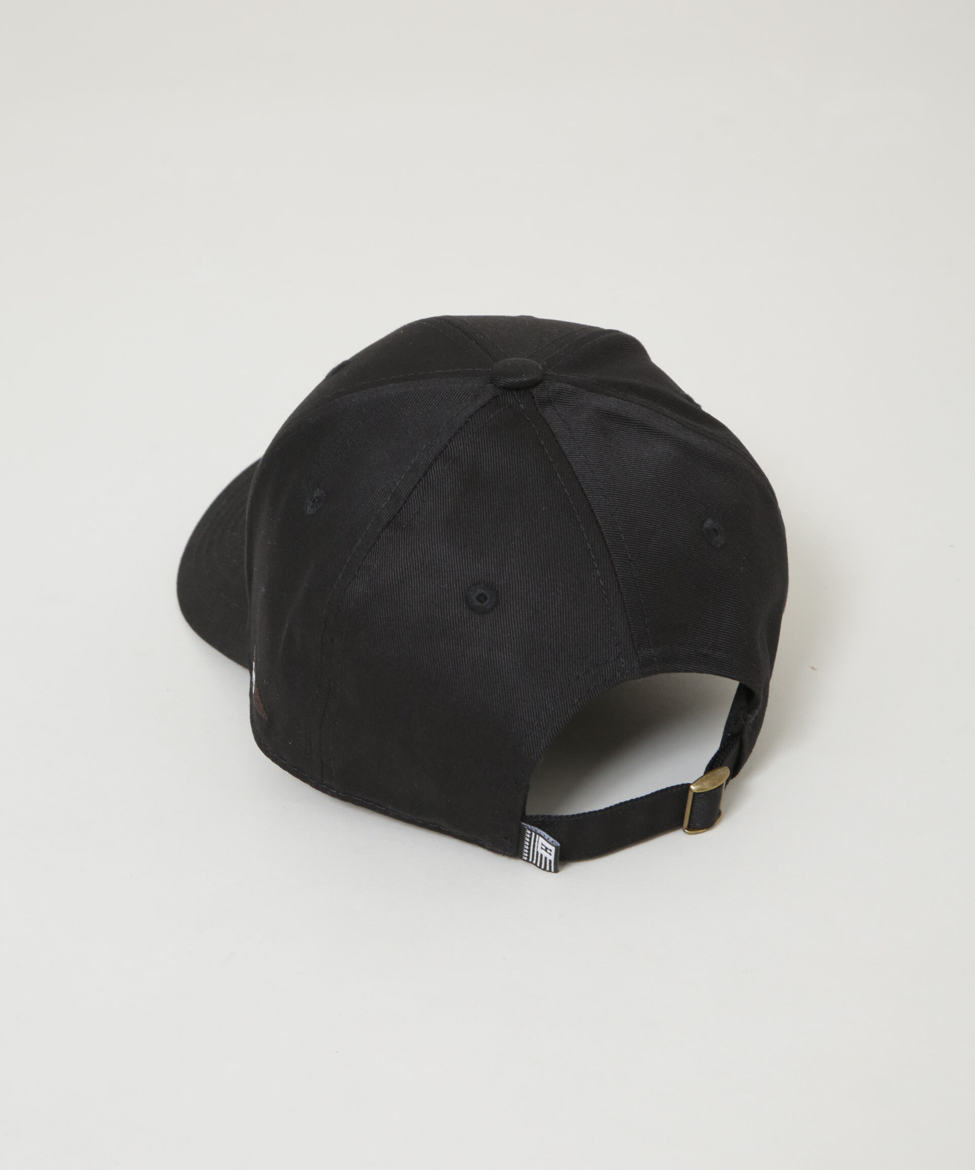 nano･universe「Healthknit/別注 ツイルペナント刺繍キャップ」|キャップ・キャスケット|