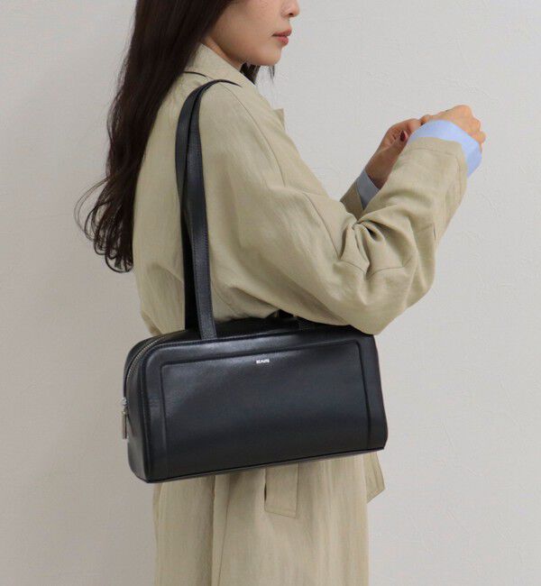 fredy emue「【BEAURE/ビュレ】ロングハンドルボックスボストンバッグ」|ショルダー・メッセンジャー|ブラック