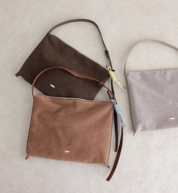 fredy emue「フェイクスエードソフトスクエアショルダーバッグ」|ショルダー・メッセンジャー|