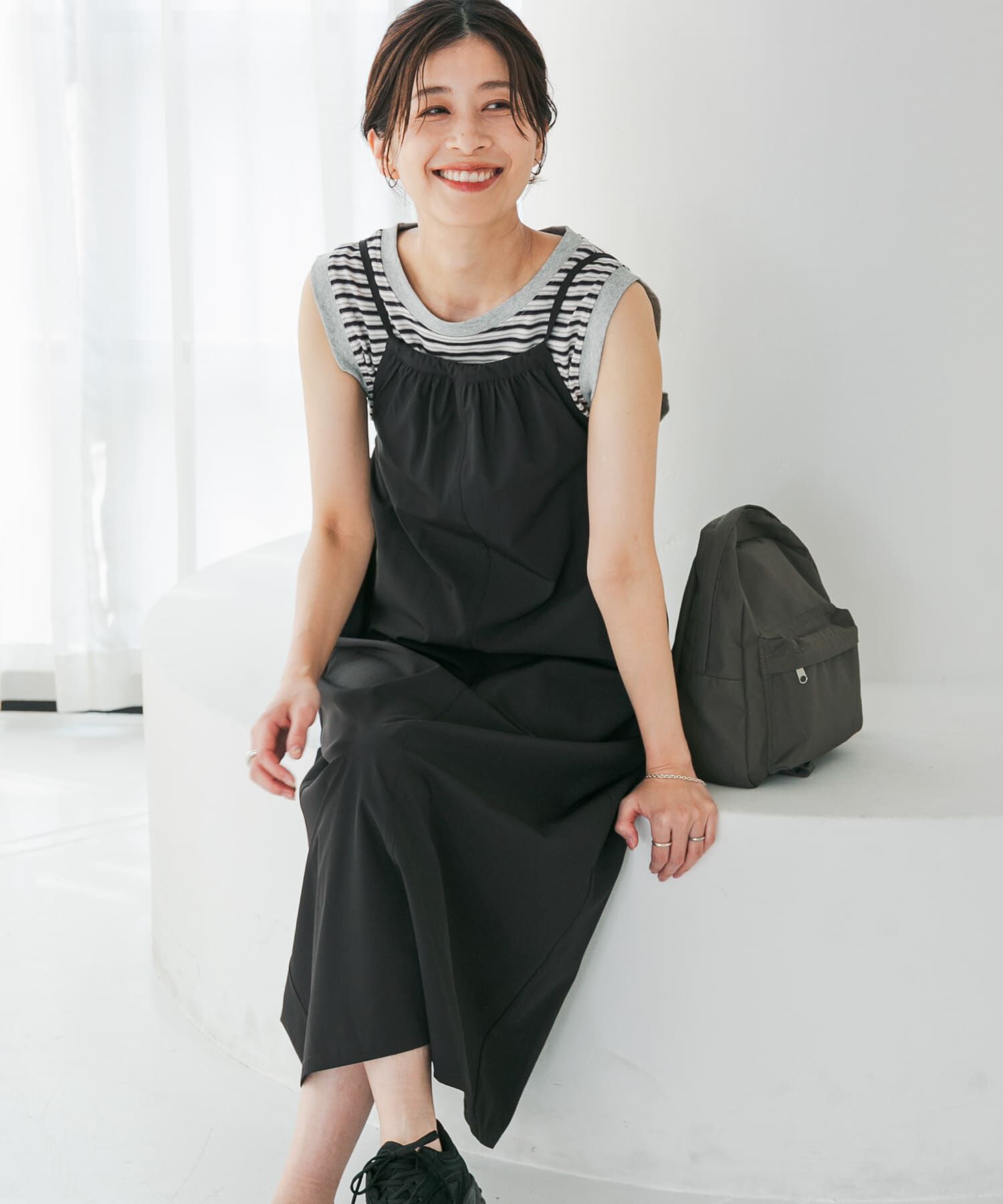 URBAN RESEARCH DOORS「『仁村紗和さん着用』『UR TECH』ｻﾏｼｪｱﾊﾞｯｸﾄﾞﾛｽﾄｷｬﾐﾜﾝ」|ワンピース|ブラック