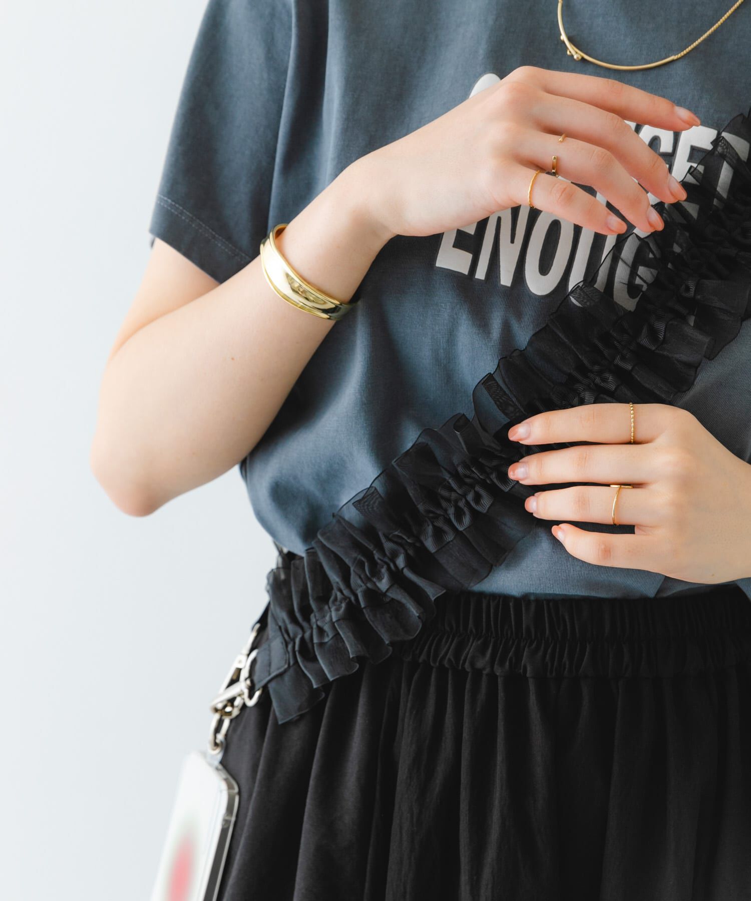 RODE SKO「ギャザーチュールストラップ」|モバイルケース|