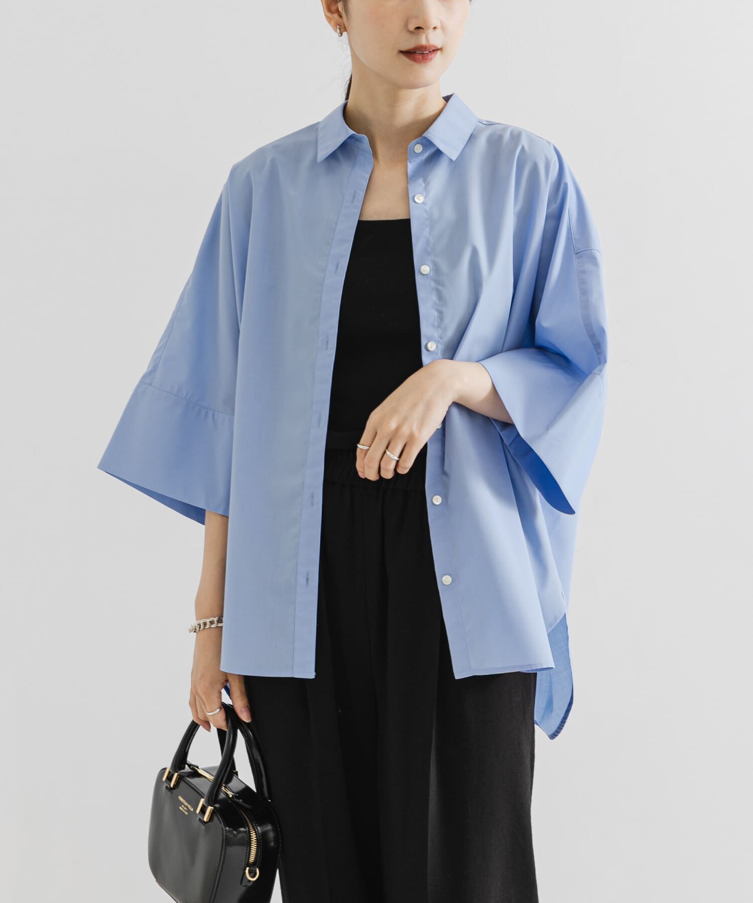 URBAN RESEARCH「ハーフスリーブシャツ」|シャツ・ブラウス|ブルー