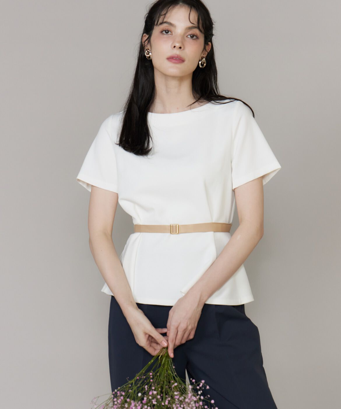 Maglie le cassetto「《M Maglie le cassetto&times;吉田理紗》凛と&ldquo;サマみえ&rdquo;ペプラムブラウス」|シャツ・ブラウス|ホワイト