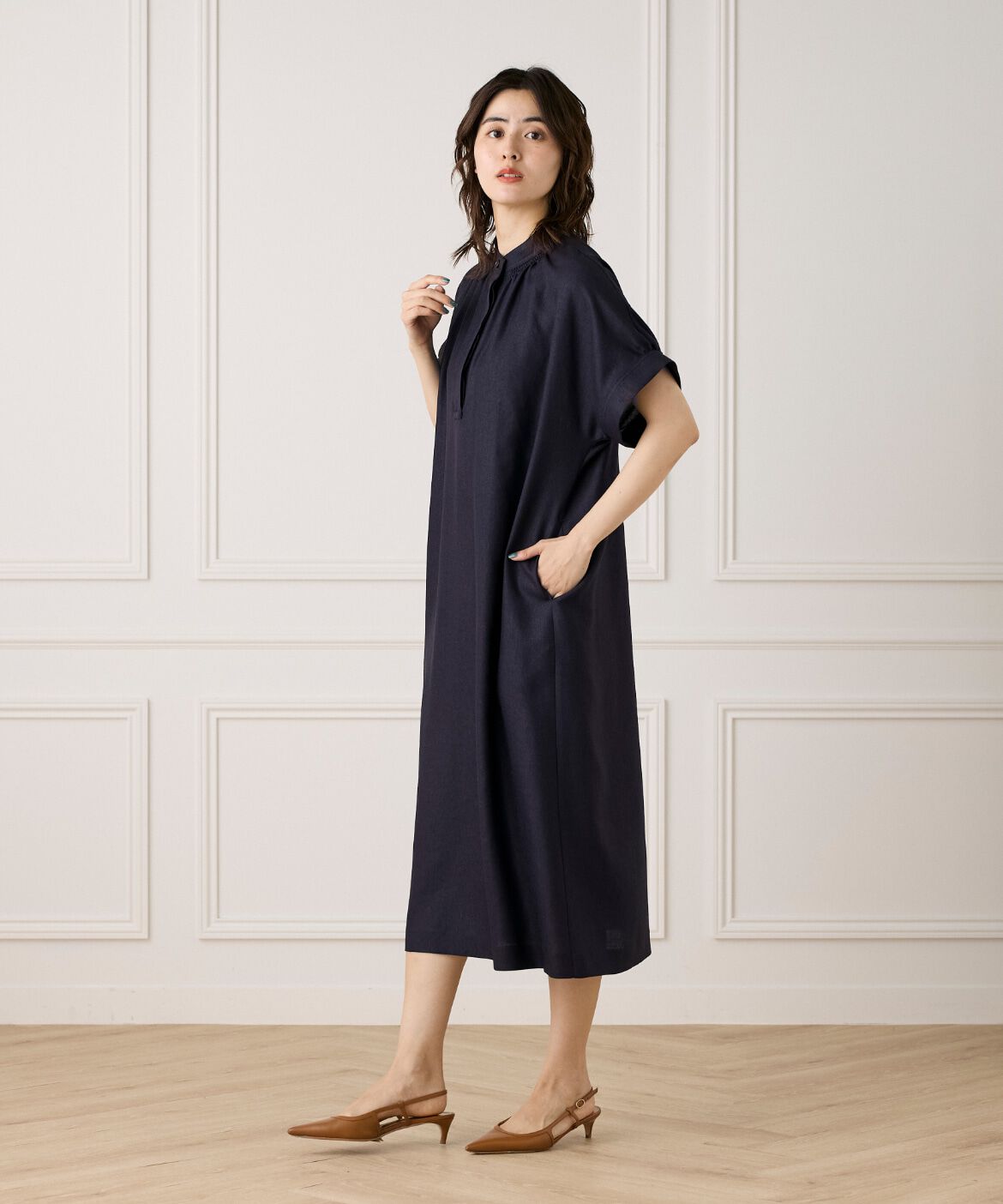 INED「麻見えスタンドカラーワンピース」|ワンピース|