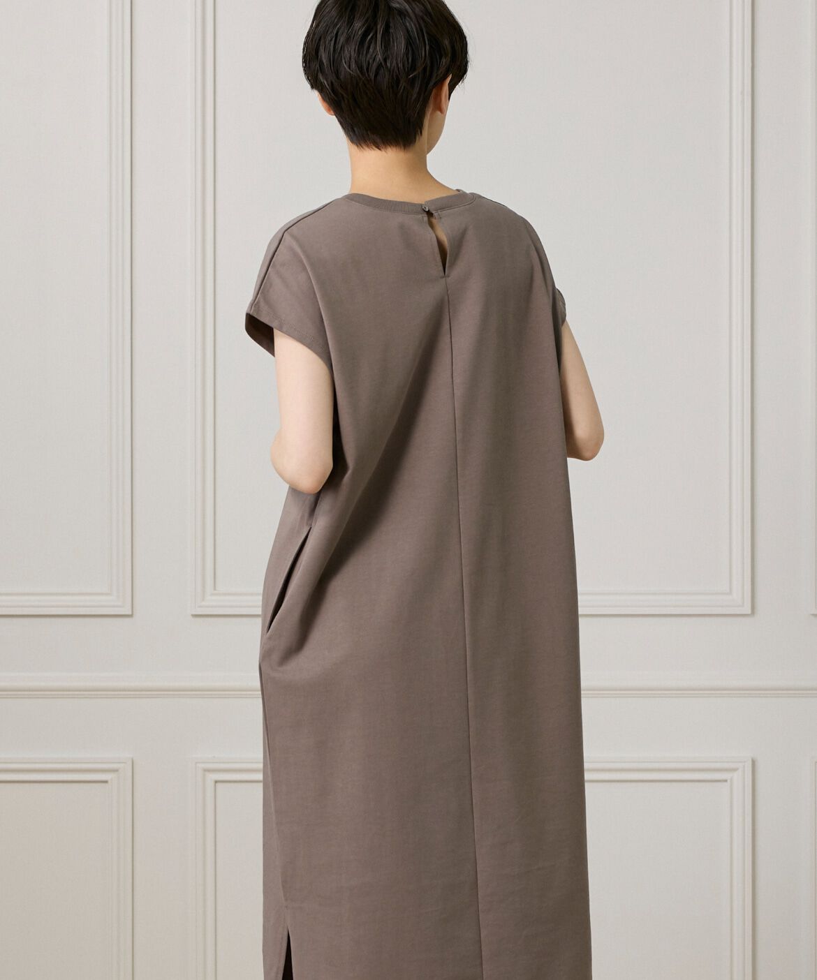 DAY by DAY it&rsquo;s international「サイドスリットワンピース」|ワンピース|