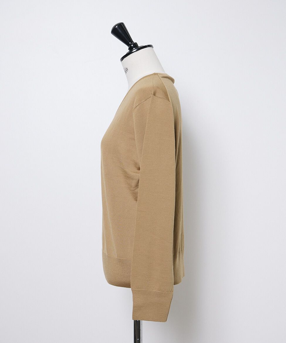 INED「FF30ゲージ Vネックニット」|ニット・セーター|