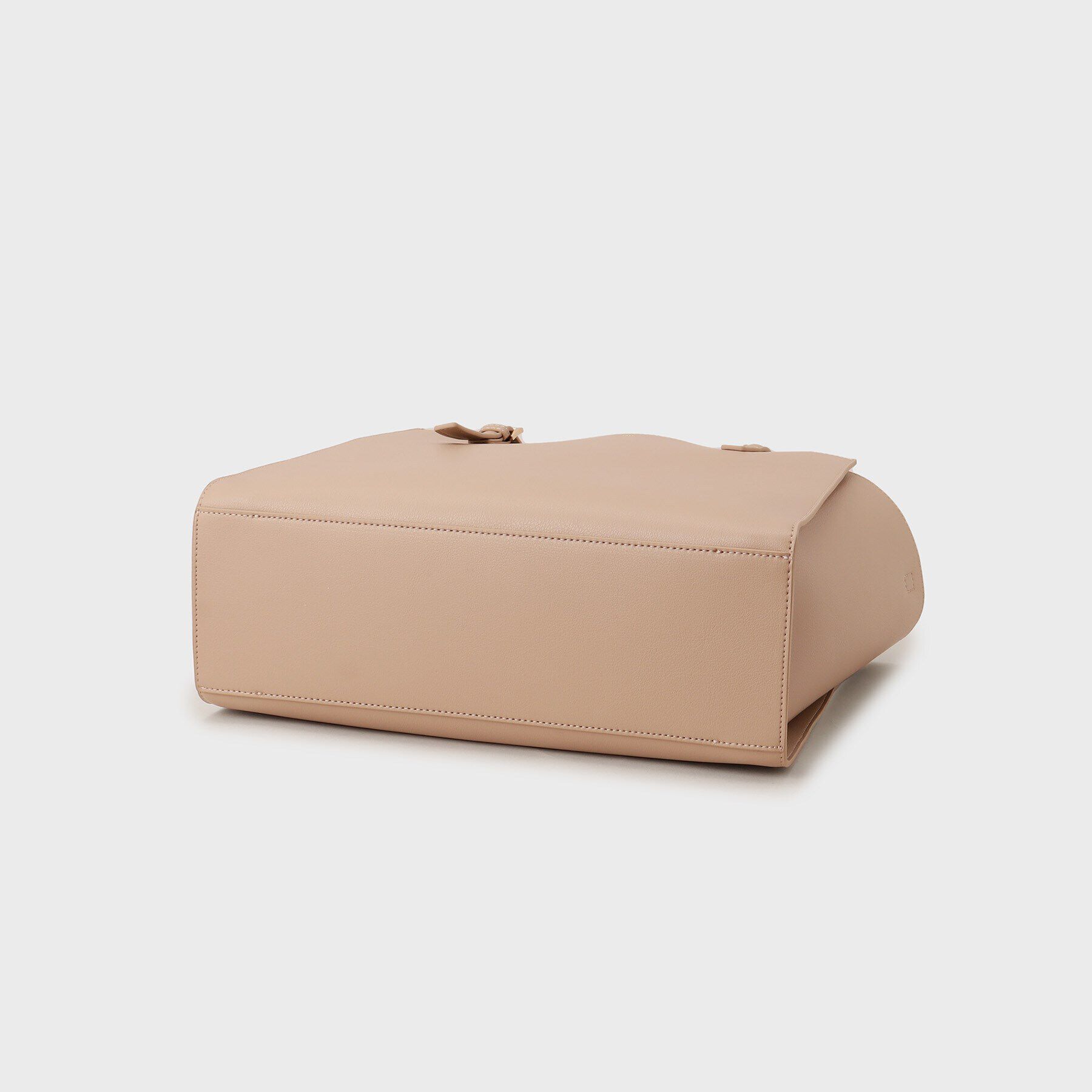 UNTITLED「【A4書類 PC収納可】エフォートレストート」|トートバッグ|