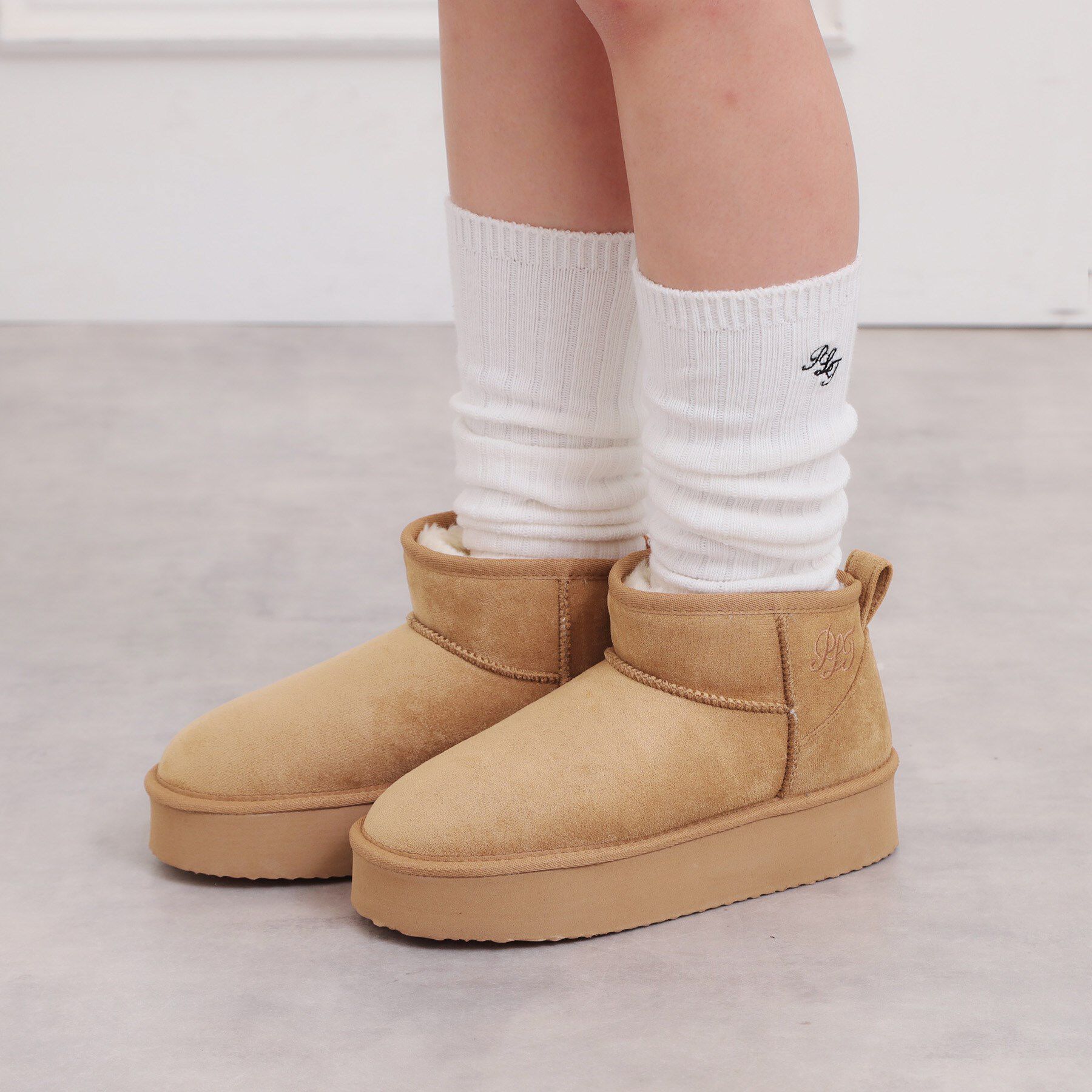 PINK-latte「フェイクムートンブーツ」|ショートブーツ|