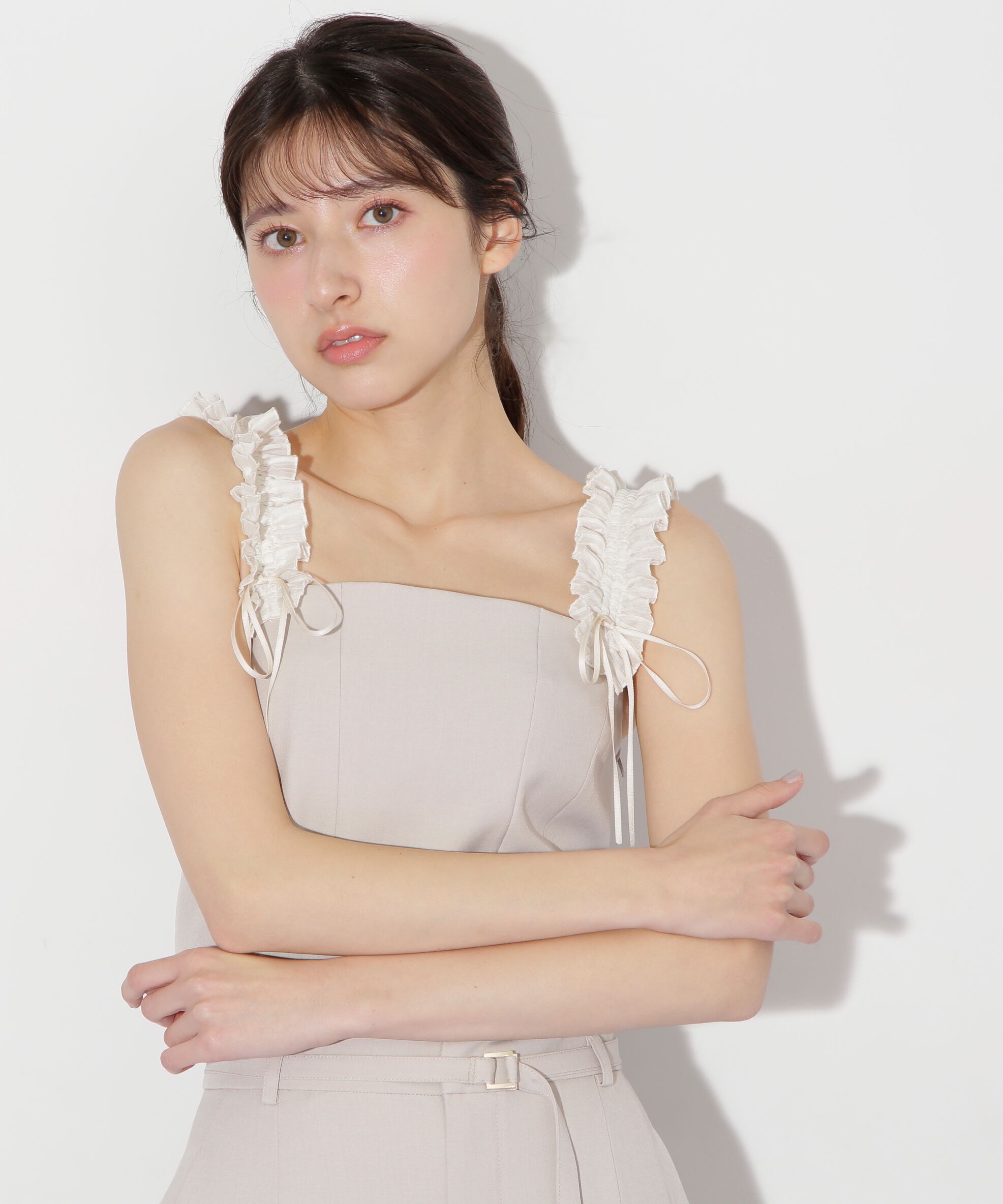  「〈セットアップ対応〉フリルショルダービスチェ」|シャツ・ブラウス|