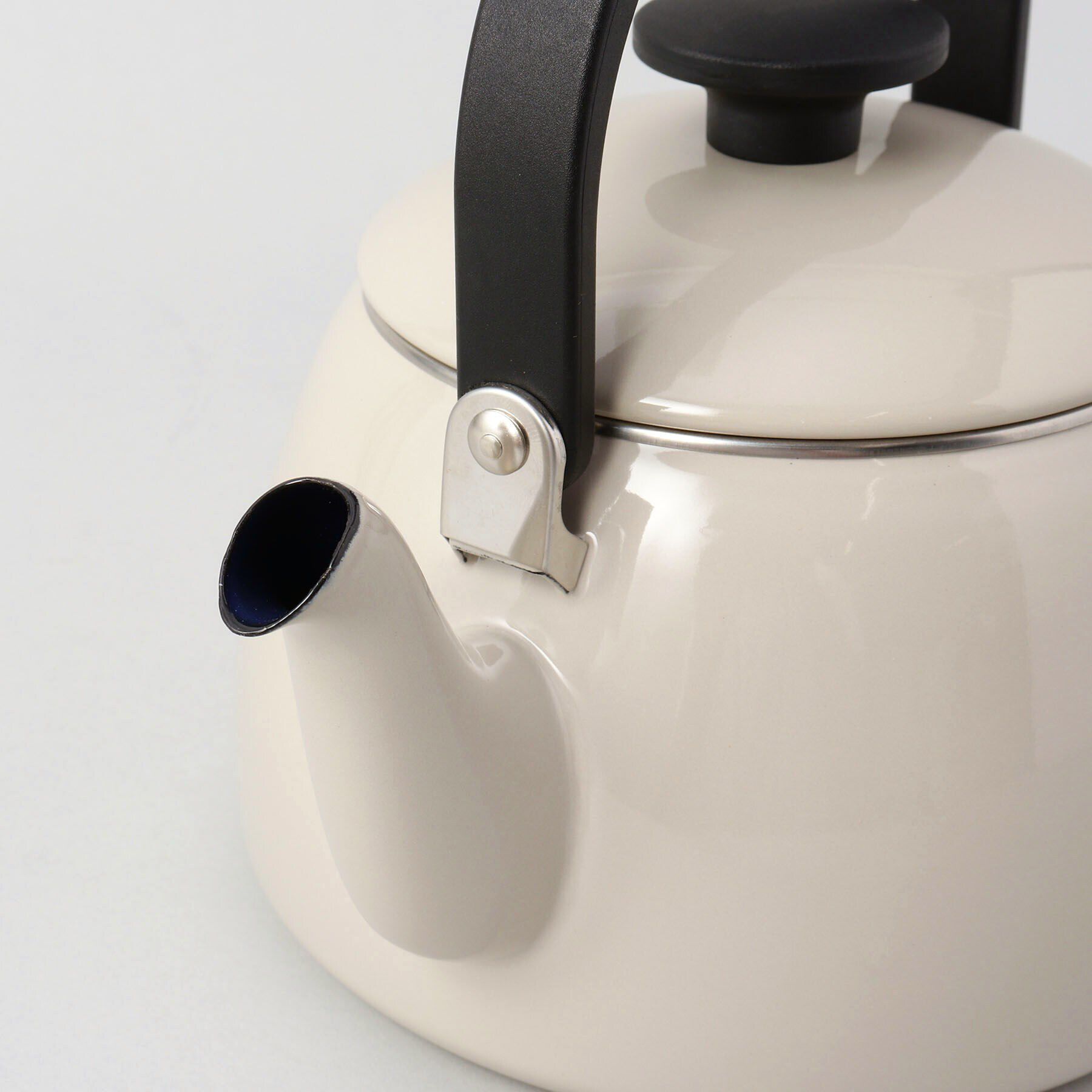 212 KITCHEN STORE「コットンプラス 2.5Lケトル BE ＜富士ホーロー＞」|食器・キッチングッズ|