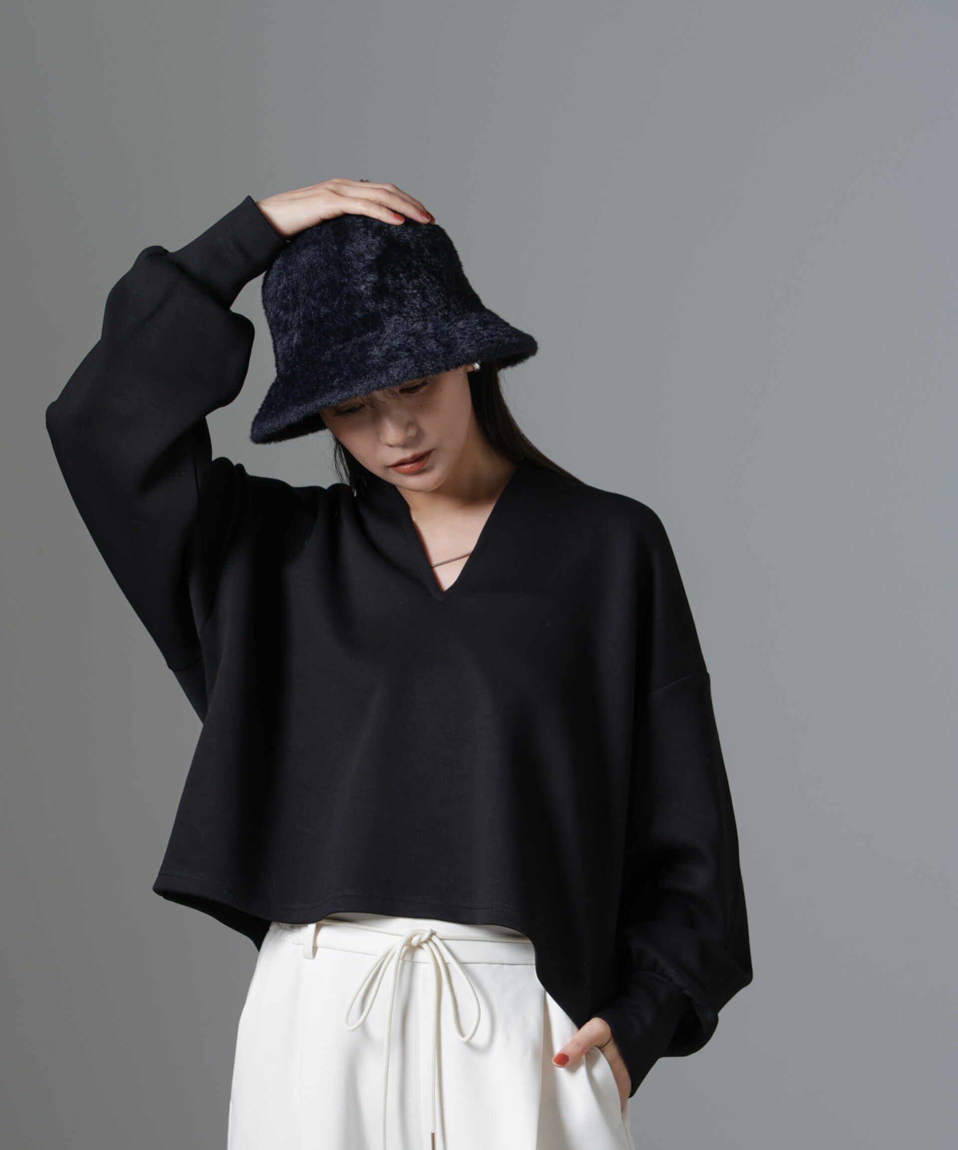 nano･universe「裏起毛ダンボールカットキーネックトップス（セットアップ可）」|Tシャツ・カットソー|ブラック