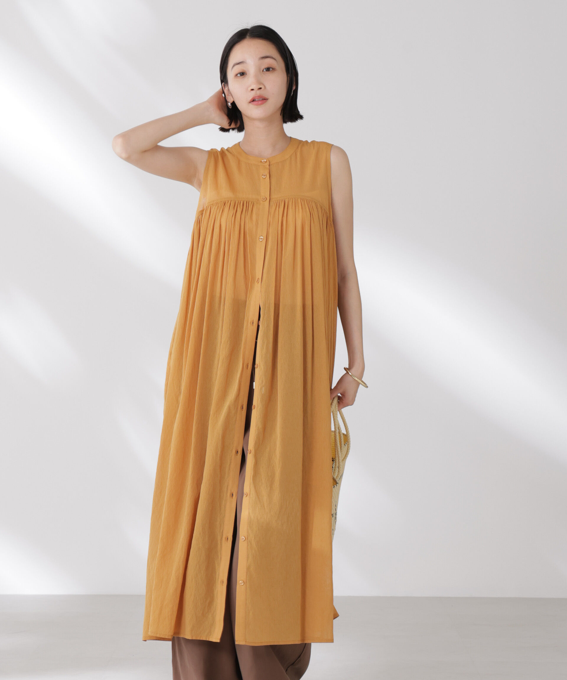 nano･universe「ギャザー切り替えノースリーブシアーワンピース」|ワンピース|