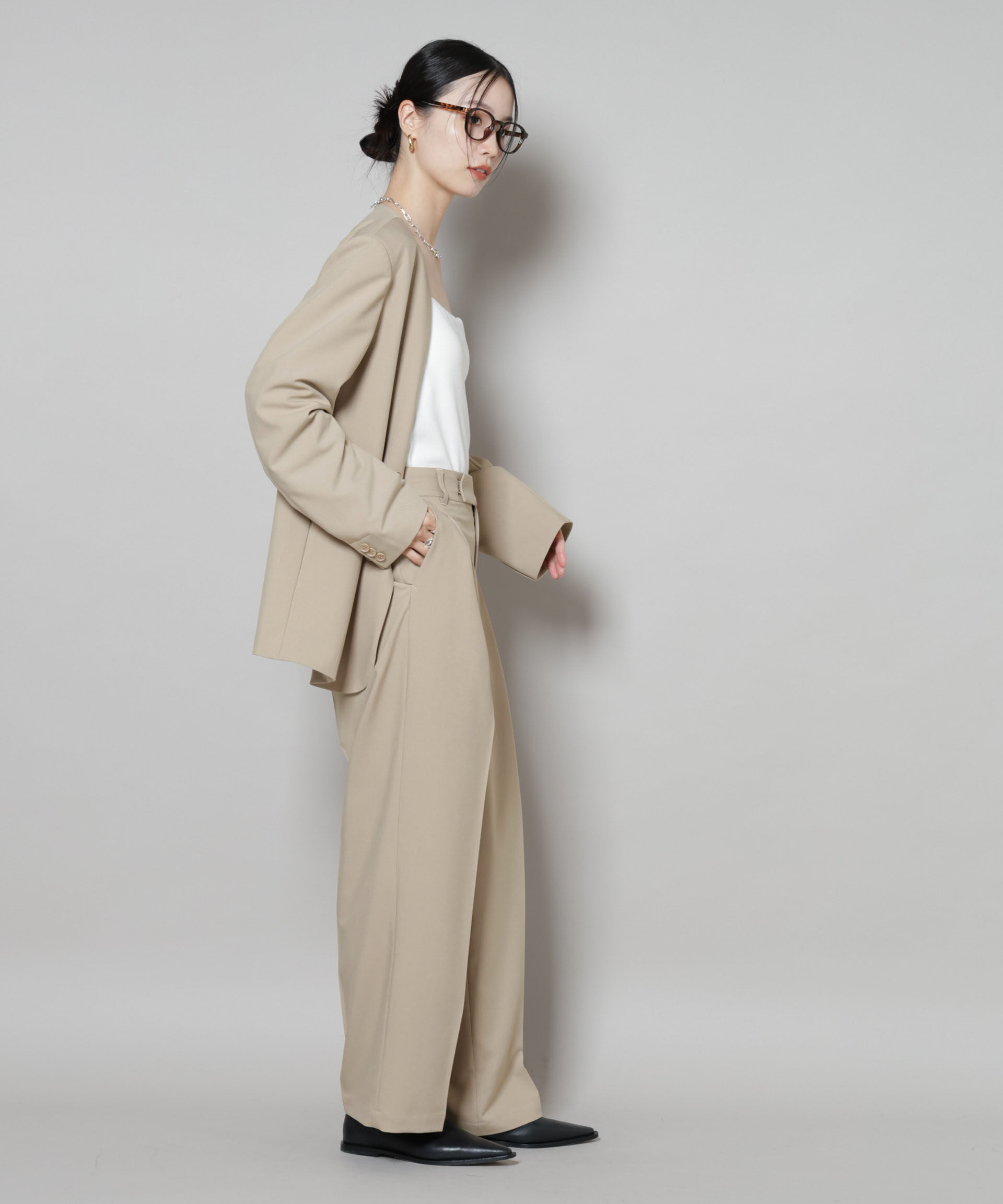 nano･universe「ワンタックセンタープレスストレートパンツ(セットアップ可)」|チノ|