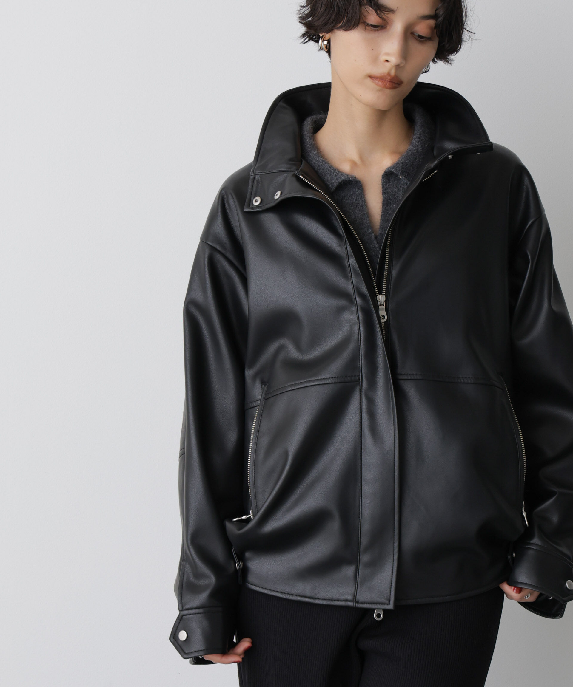  「「STEVELOUR」スタンドフェイクレザージップブルゾン」|ブルゾン・スタジャン|