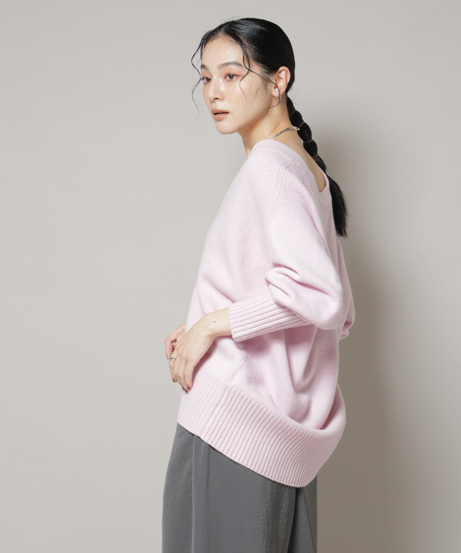 nano･universe「AQUAウールカシミヤVネックカーディガン」|ニット・セーター|