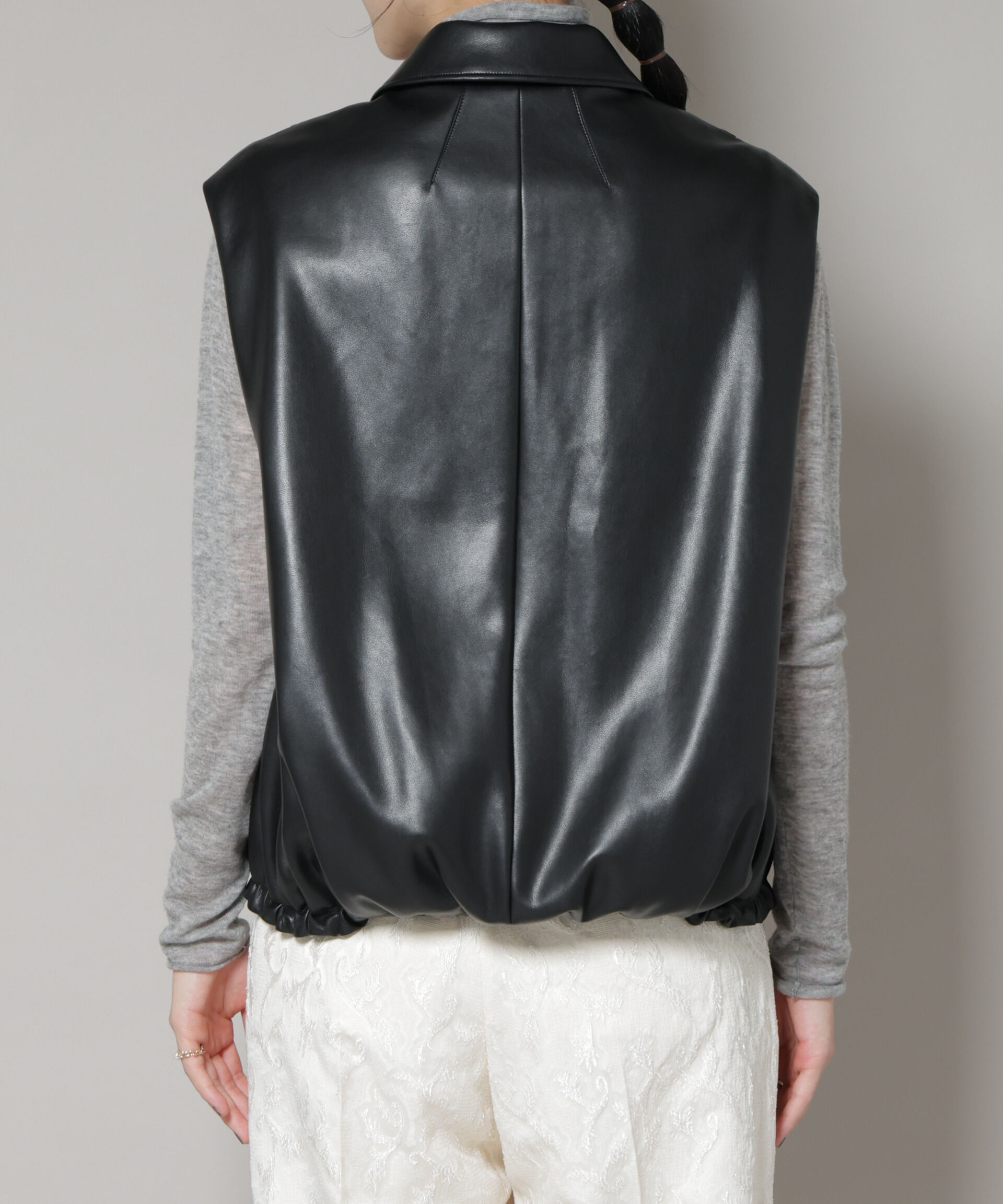  「フェイクレザードロストヘムベスト」|ベスト・ジレ|