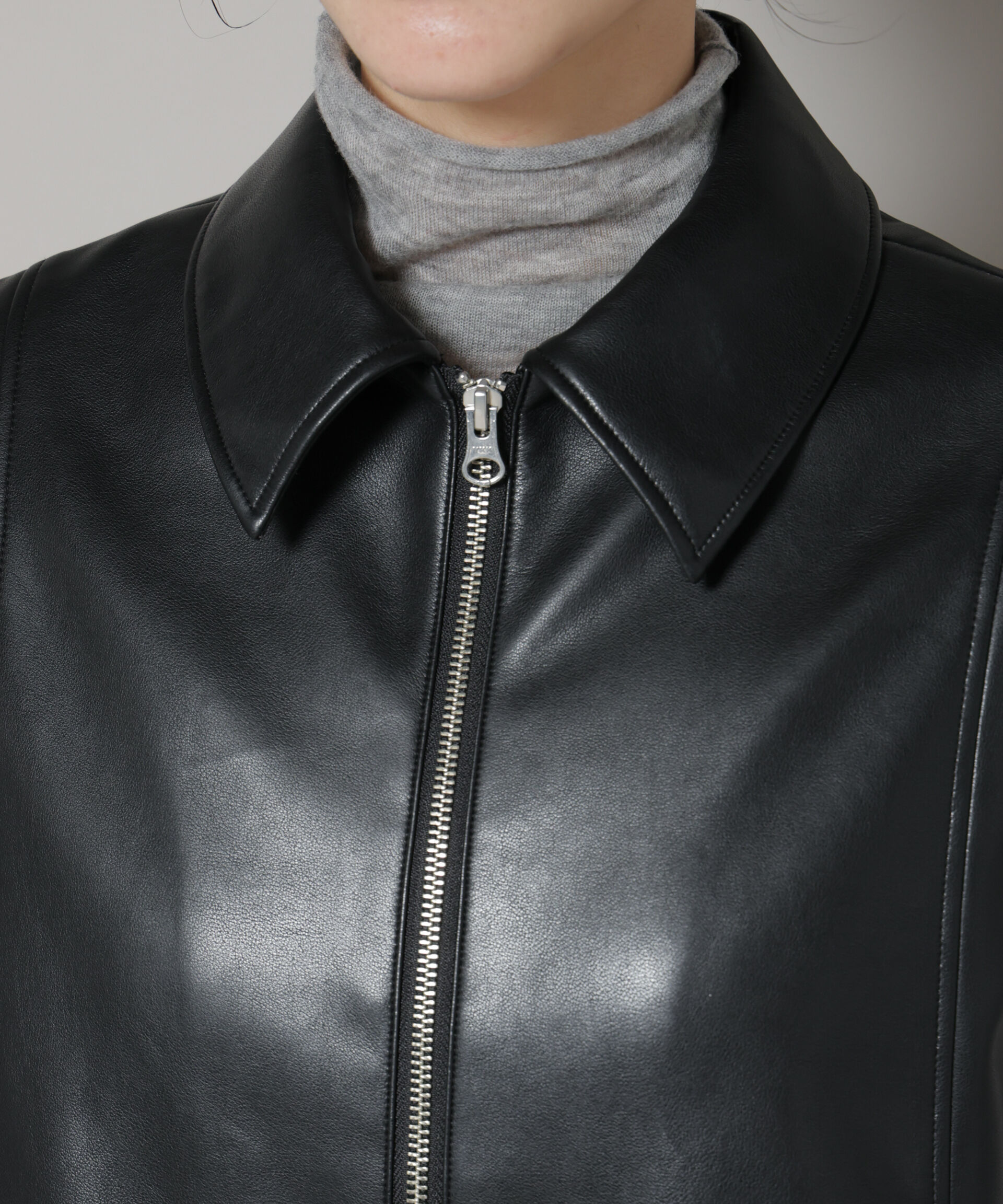  「フェイクレザードロストヘムベスト」|ベスト・ジレ|