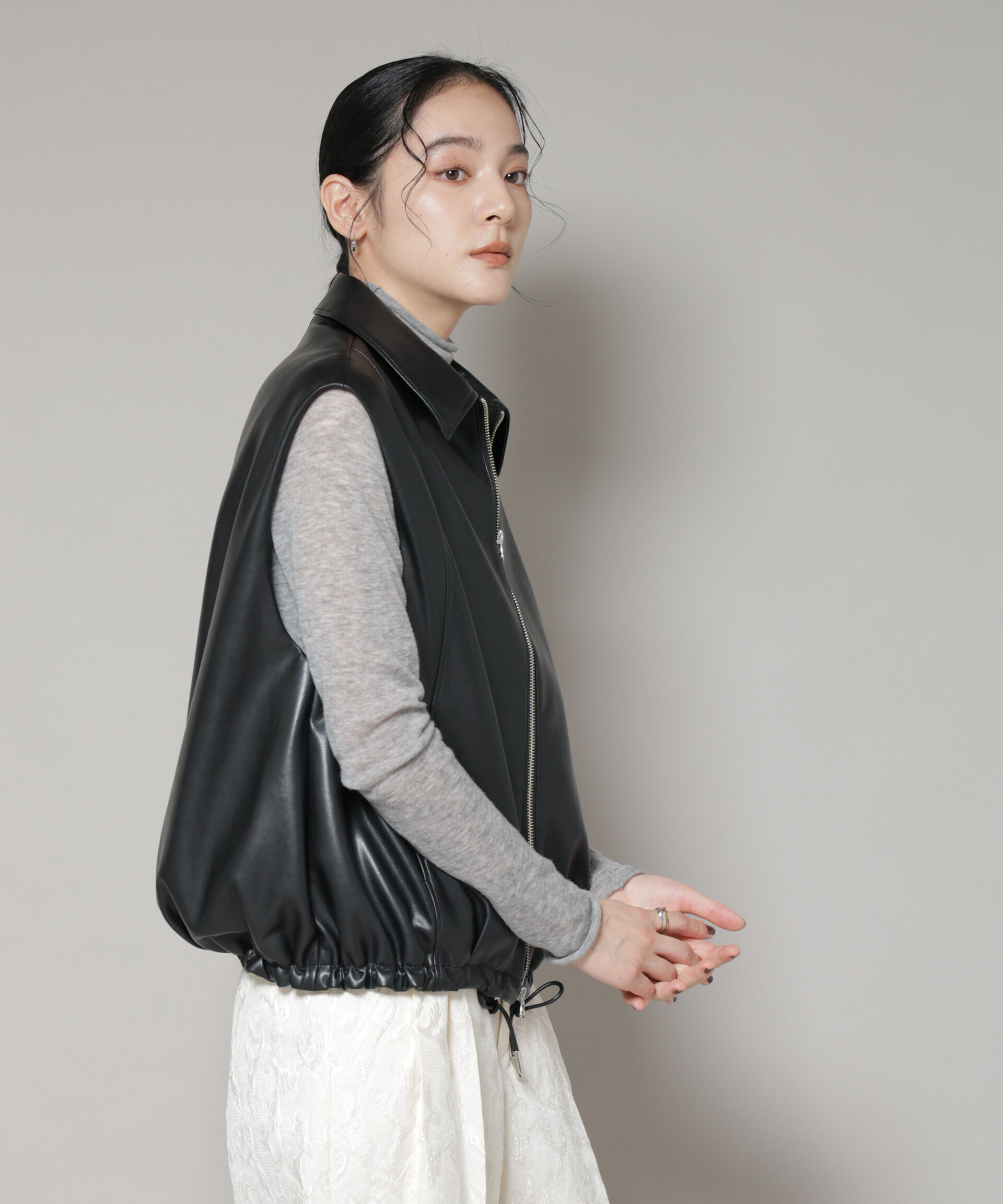  「フェイクレザードロストヘムベスト」|ベスト・ジレ|