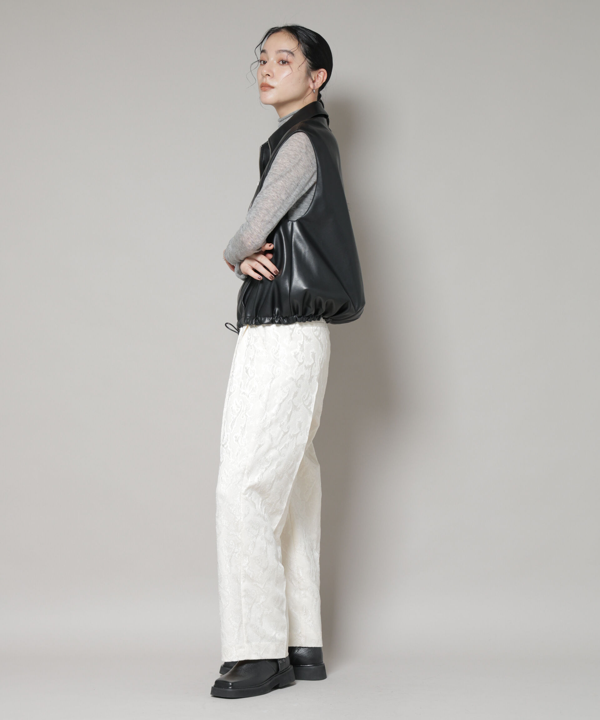  「フェイクレザードロストヘムベスト」|ベスト・ジレ|